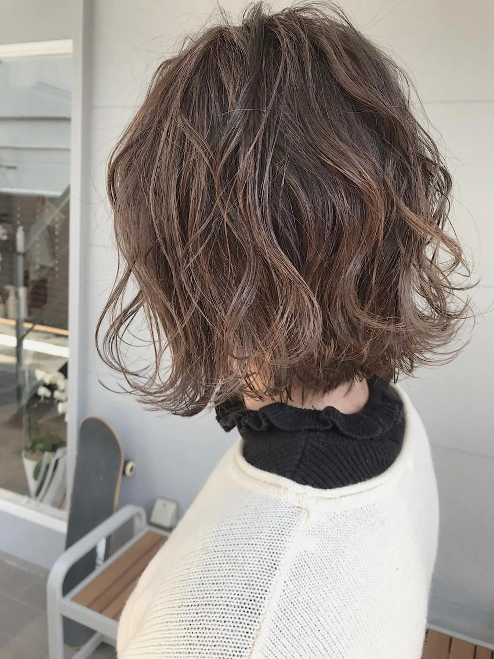 ミディアム カラー ヘアアレンジ ベージュカラー ハイライトカラー ハイライト lani ブリーチ /ダブルカラーのヘアスタイル