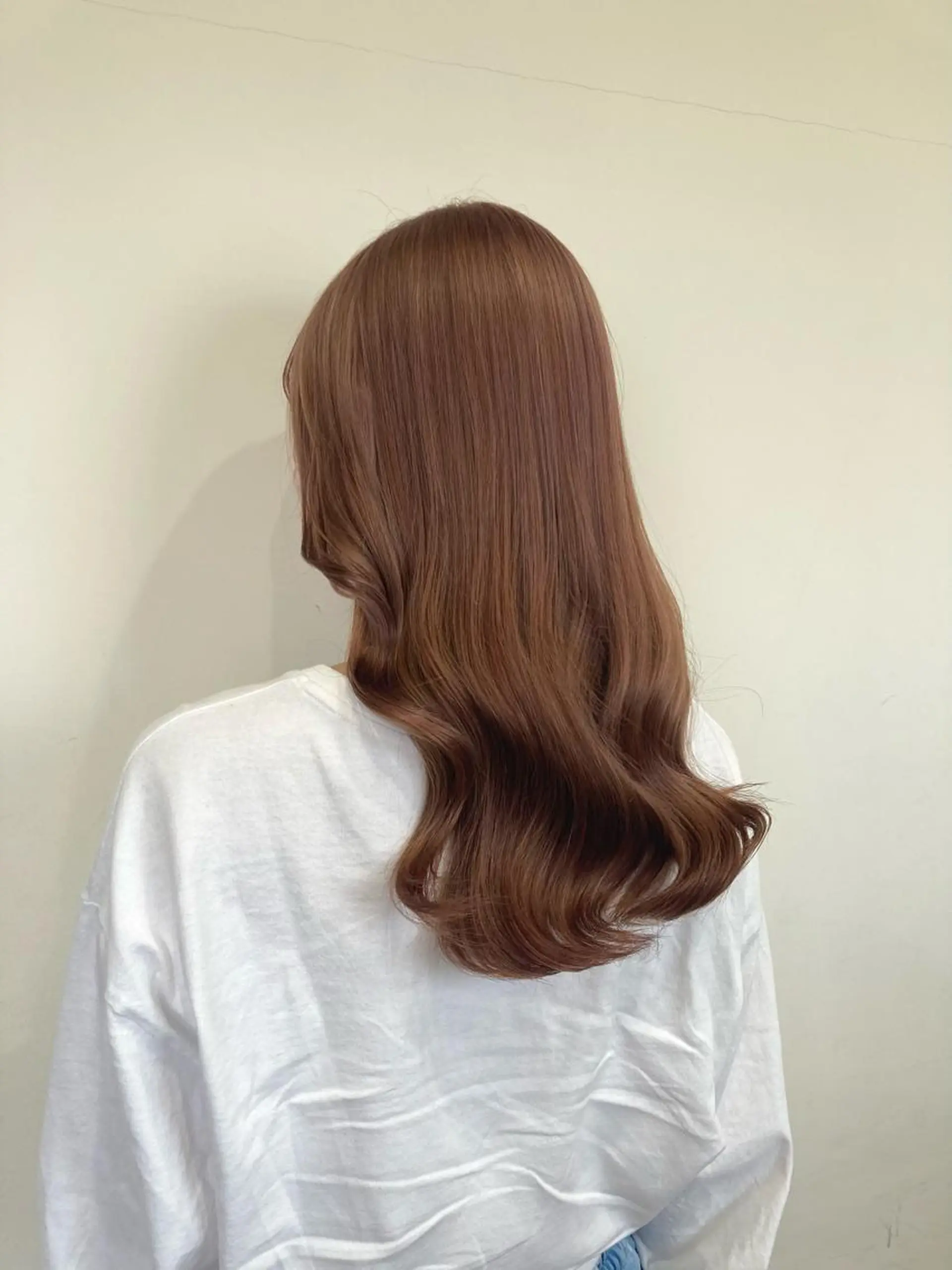 セミロング ハイライト カット ヘアカラー トリートメント 梅山 美侑のヘアスタイル