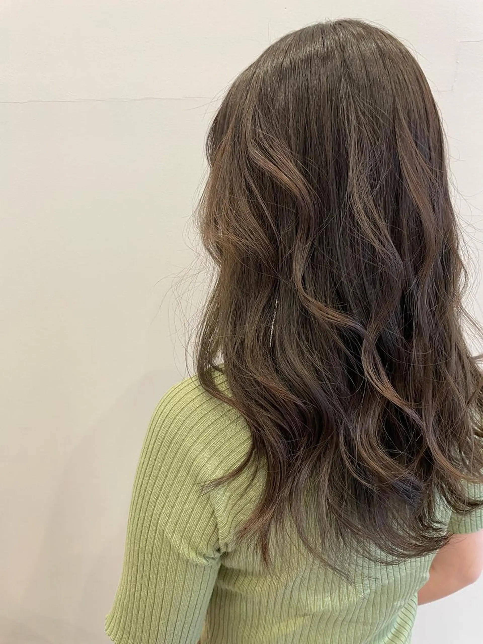 ロング カラー ベージュカラー オリーブベージュ カット ヘアカラー Agu hair beqq 福岡別府所属・🐥 kotori 🐥のヘアスタイル