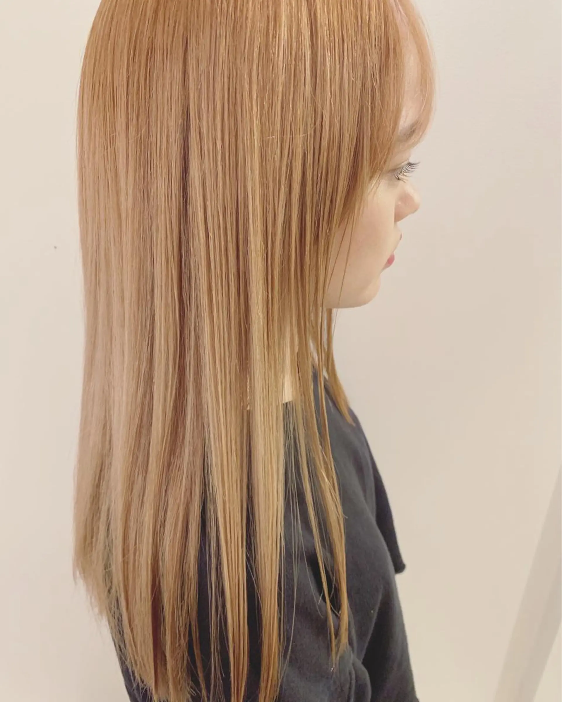 ミディアム カラー ヘアカラー la fith所属・rico_by ヘアとアイブロウの眉毛・アイブロウイメージ