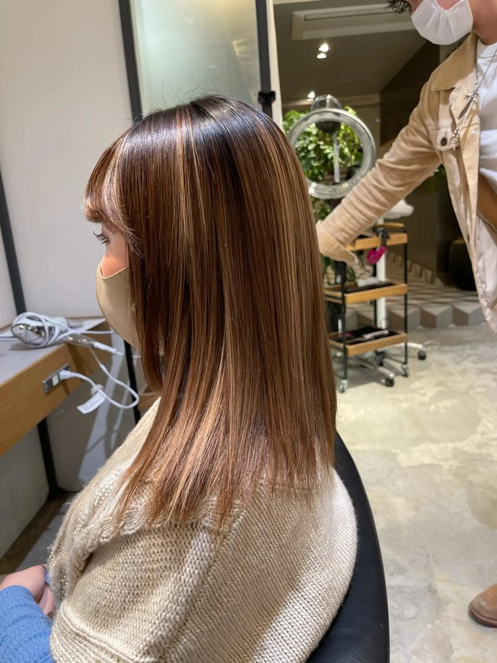 ミディアム ハイライト ハイライトバレイヤー ジュ＆縮毛矯正✨櫻野のヘアスタイル