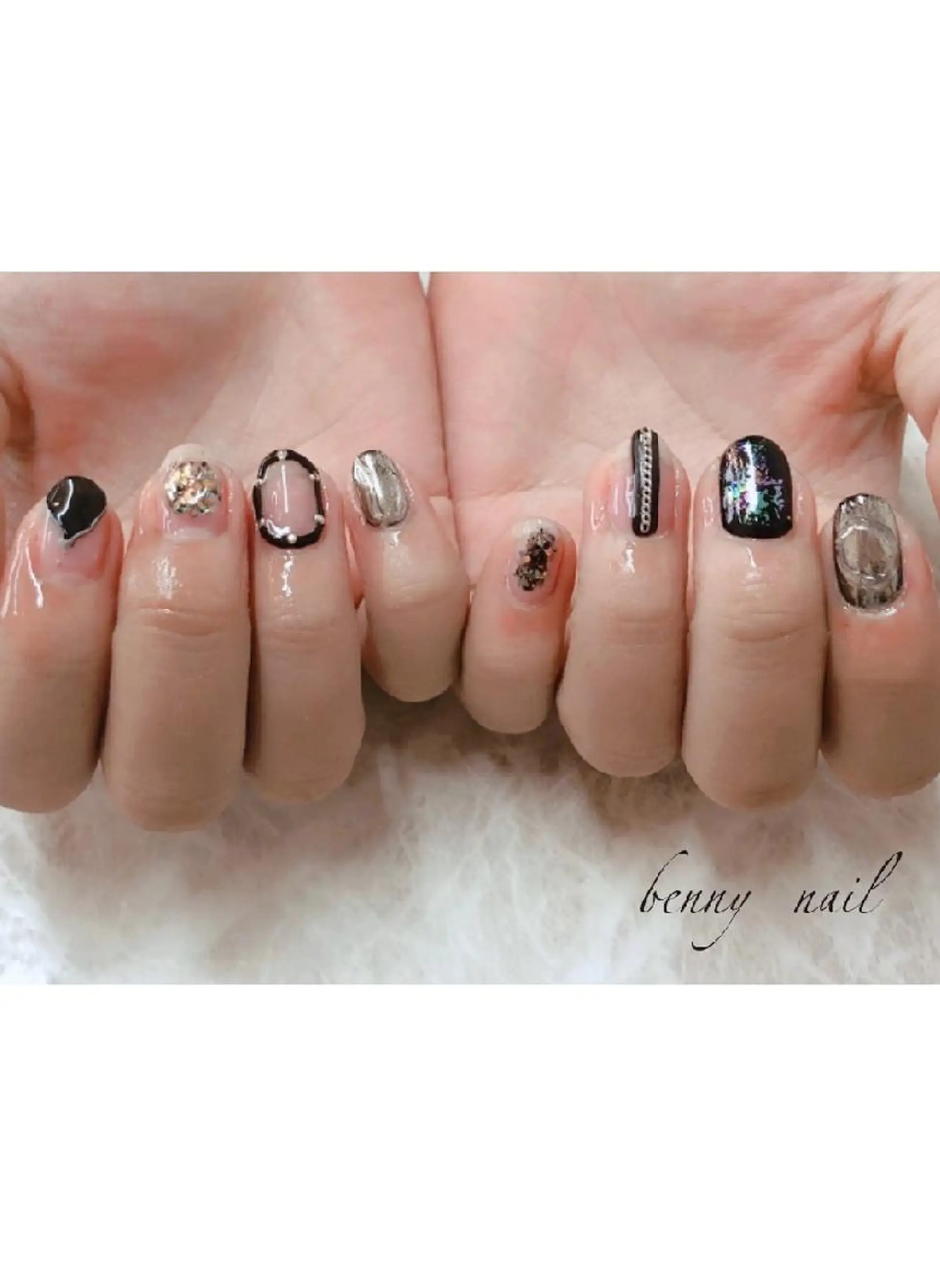 ネイル ニュアンスネイル 最終受付23時半 benny nailのネイルデザイン