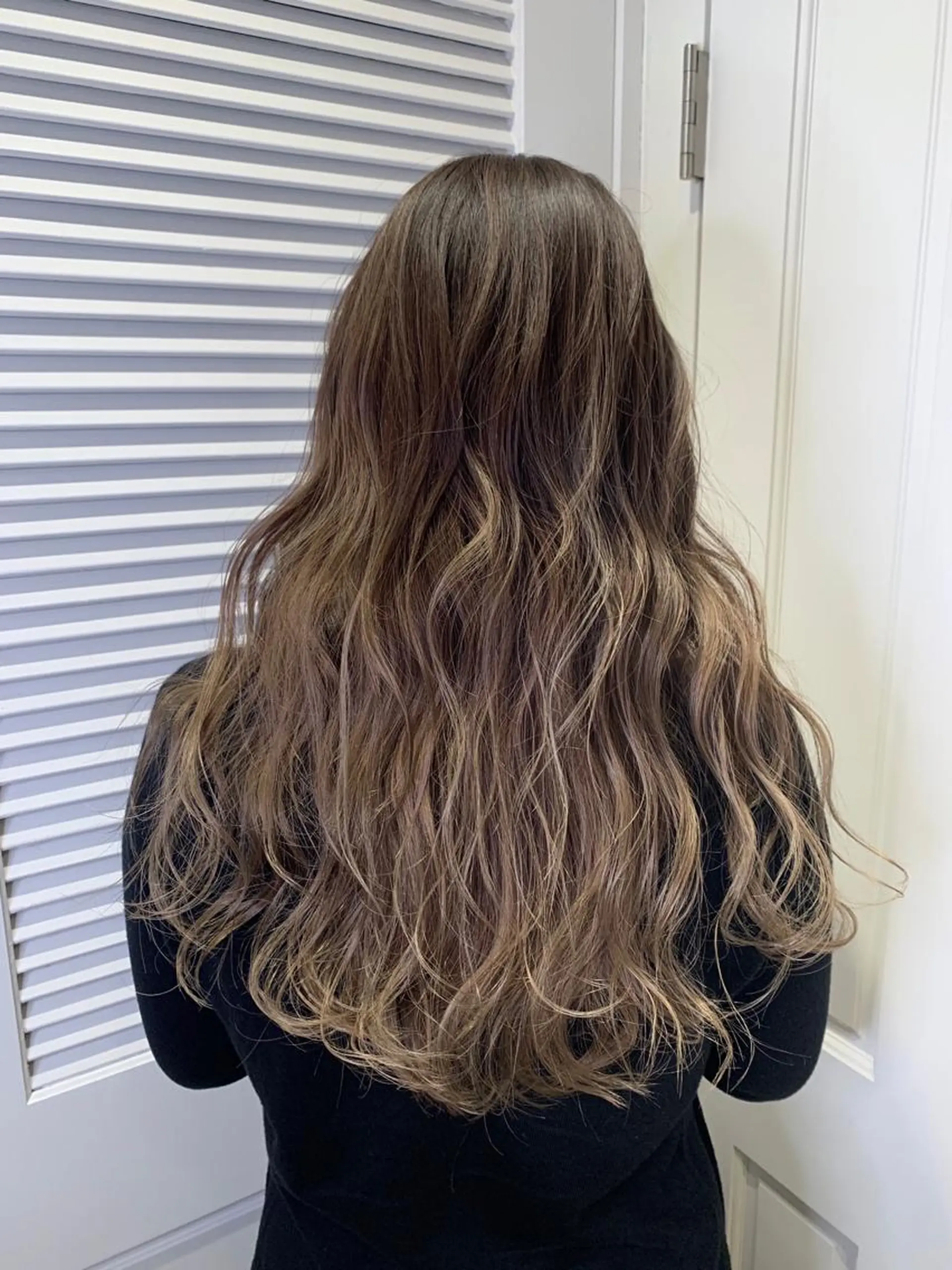 ロング レイヤーカット ヘアカラー トリートメント 渋谷ハイトーン/ デザインカラー阿部のヘアスタイル