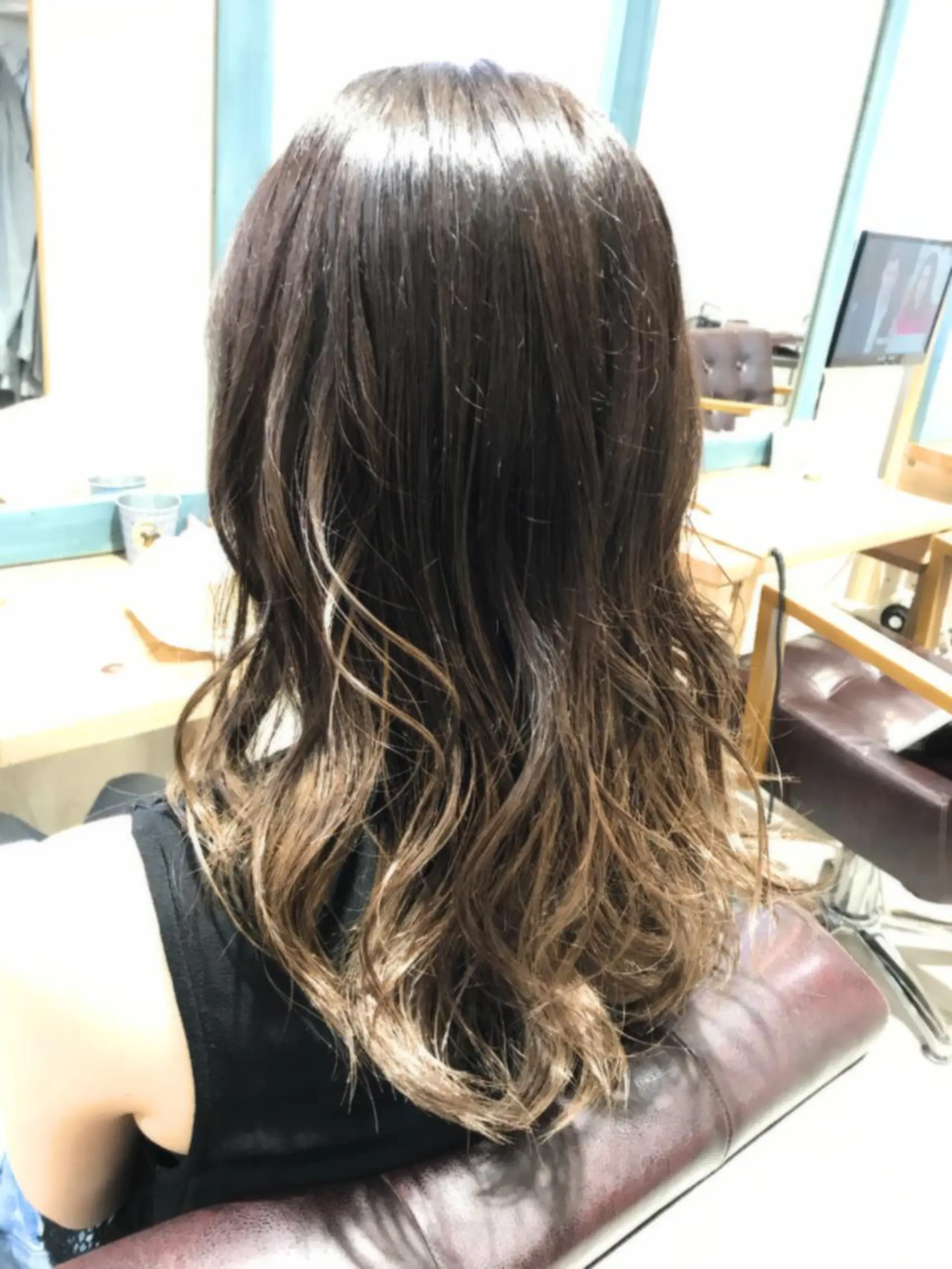 セミロング カラー グラデーションカラー バレイヤージュ/ 髪質改善/渡邉悟🌱のヘアスタイル