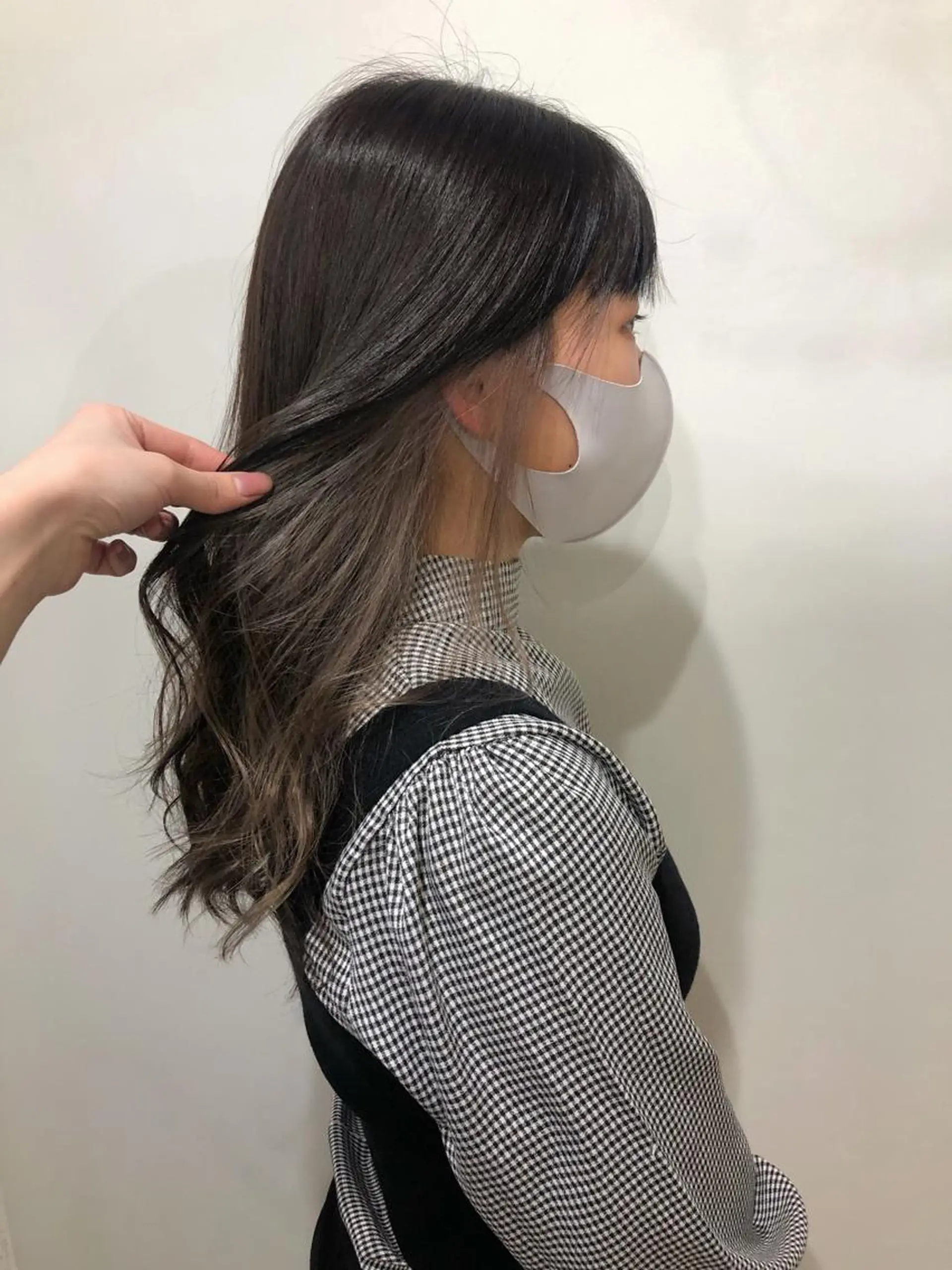 カラー white.梅田 デザインカラー🦄のヘアスタイル