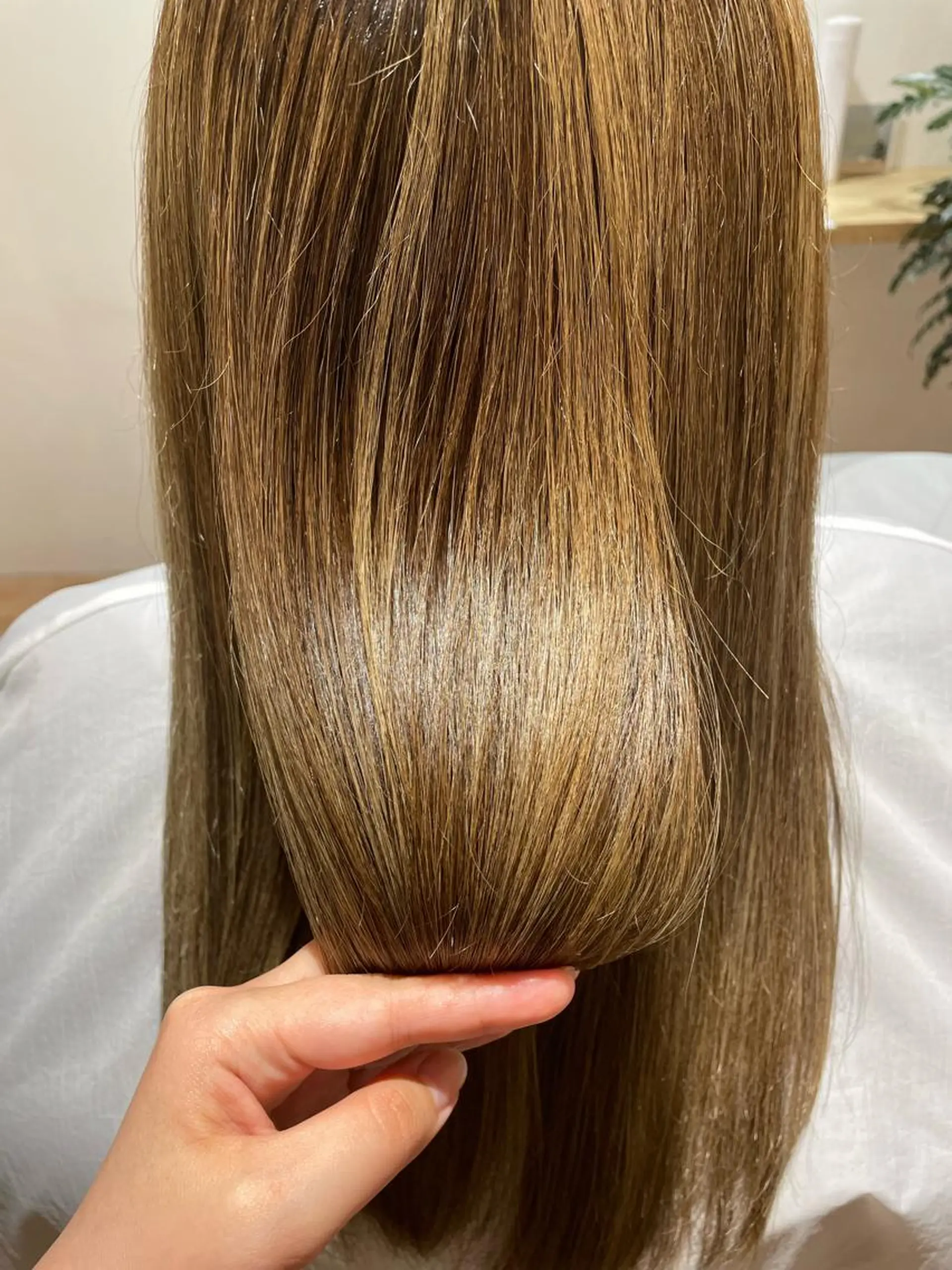 ロング スパニスト 生駒(いこま)のヘアスタイル