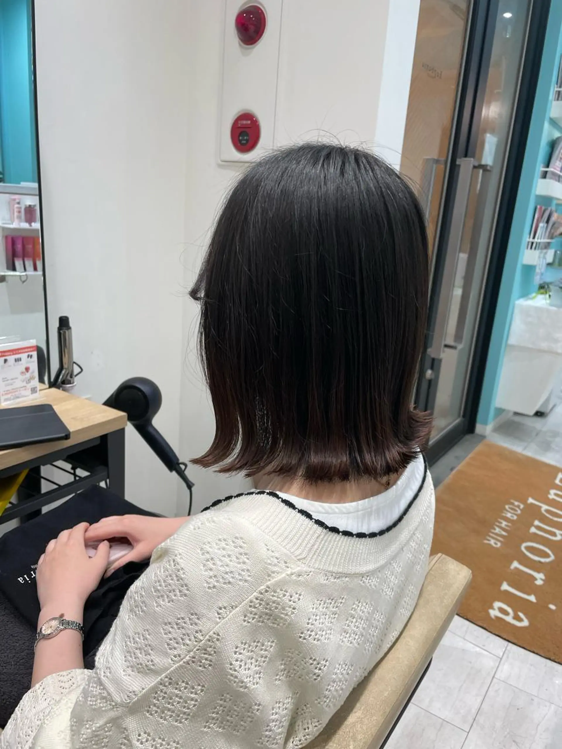 ミディアム 韓国風ハッシュカット 似合わせレイヤー池袋のヘアスタイル