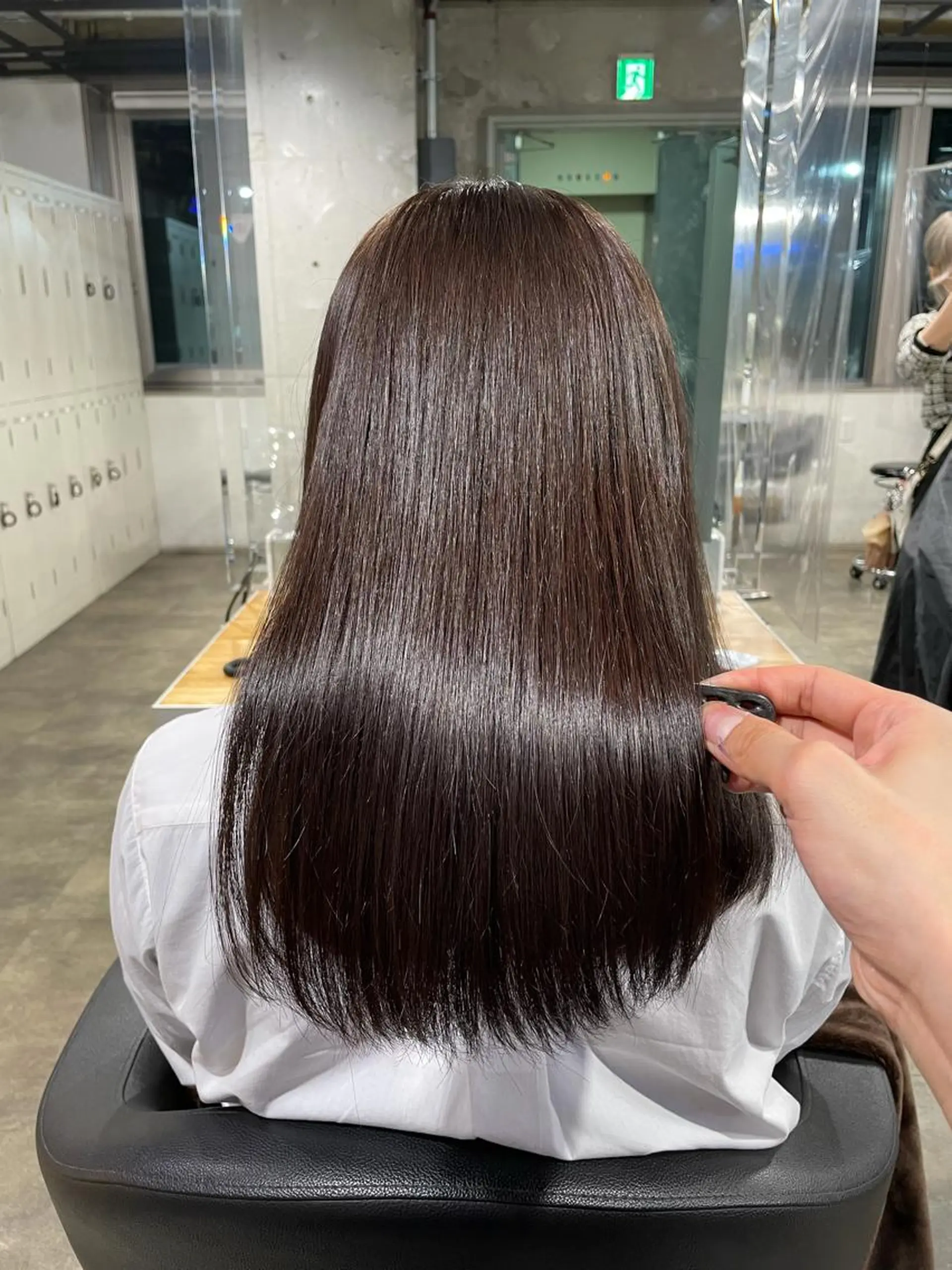 ミディアム カラー カット ヘアカラー トリートメント ヘッドスパ ヘアセット ベージュカラー💖 やすひろのヘアスタイル