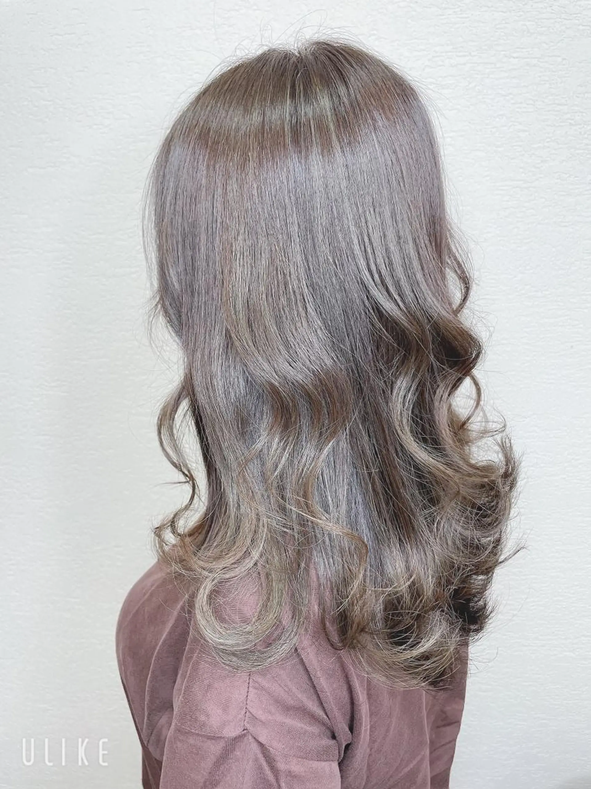 ロング カラー グレージュ カーキグレージュ カット ヘアカラー ❣️モードケイズ塚口 和田一将のヘアスタイル