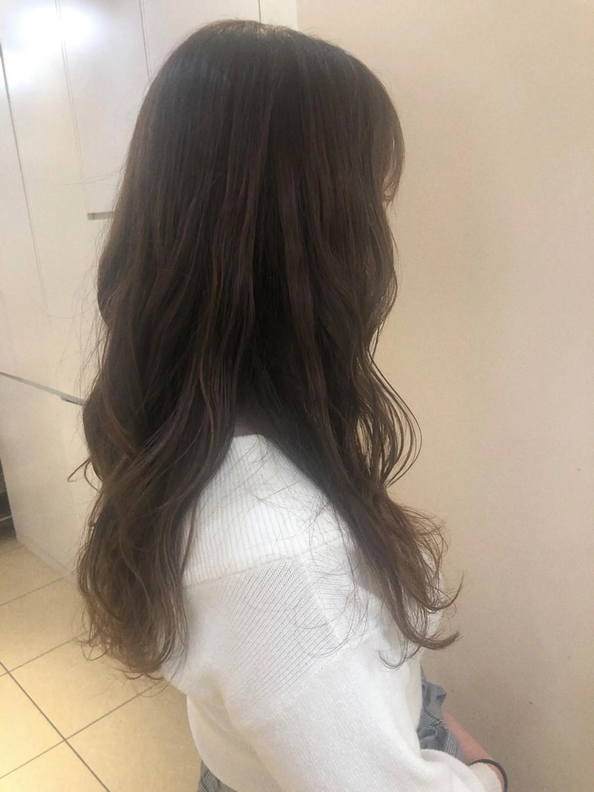 ロング カラー 🦩レイヤー|透明感 カラー🦩makoのヘアスタイル