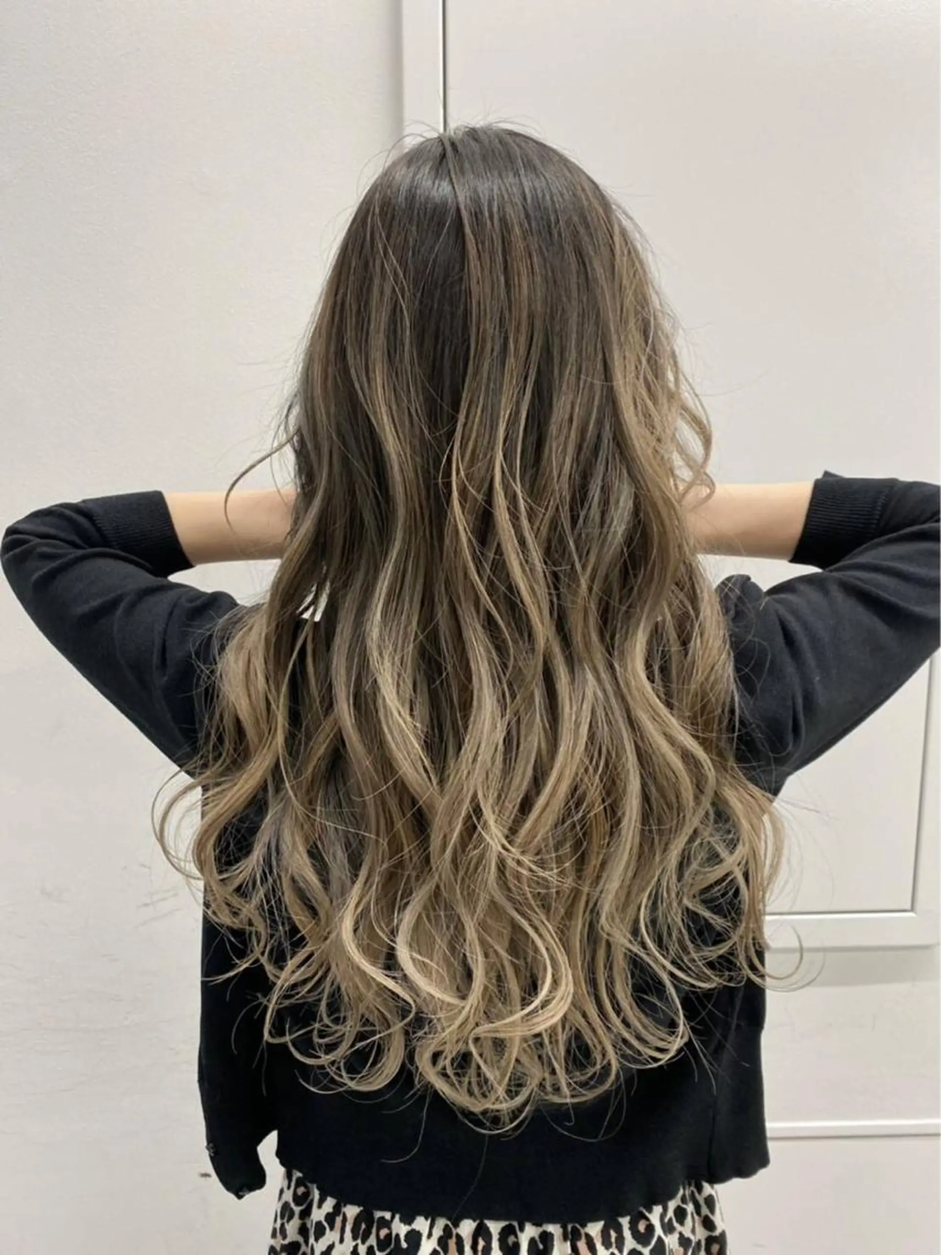 ロング ✨美髪透明感ソムリエ ✨💎KAZU💎のヘアスタイル