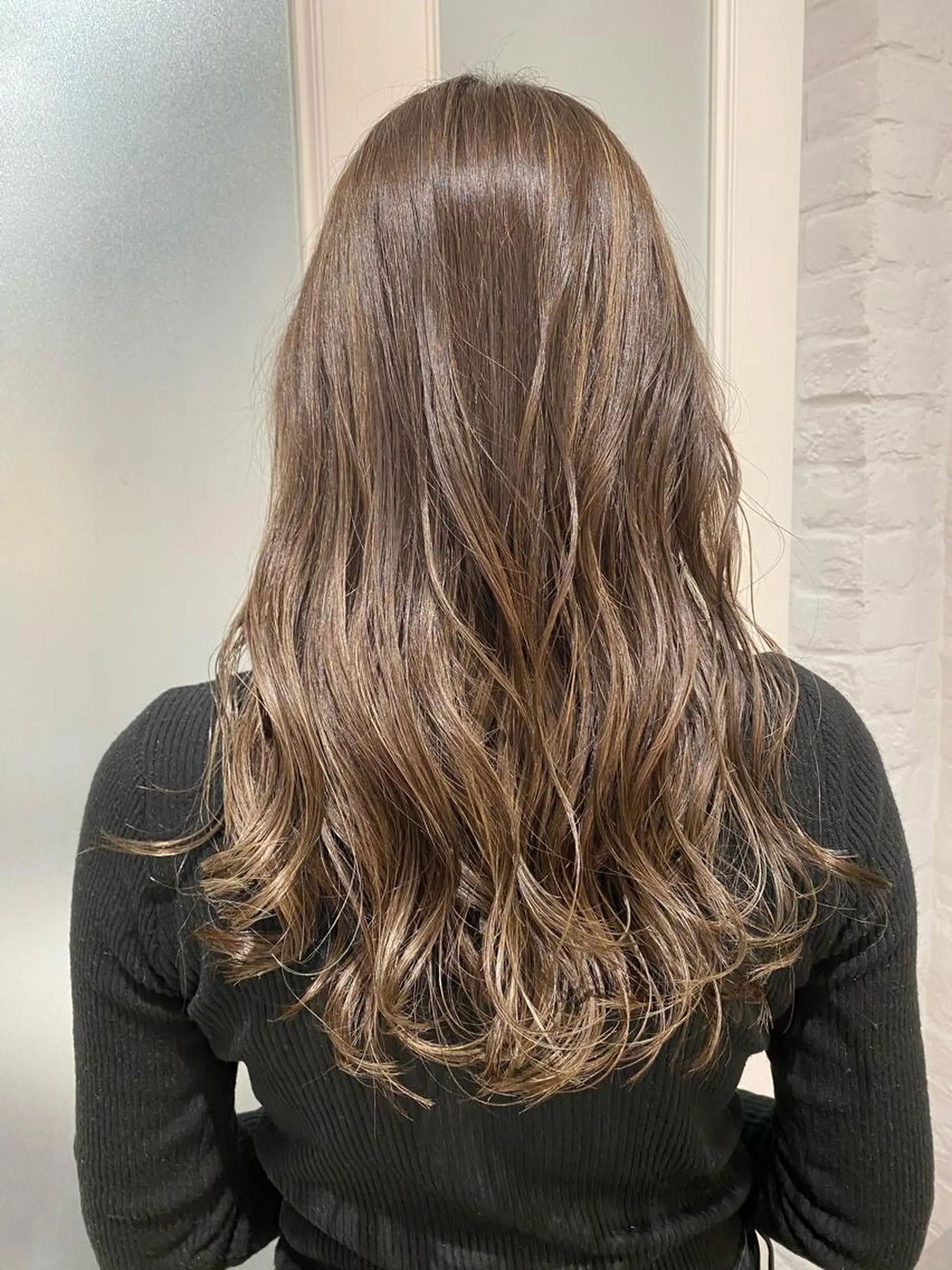 ロング ハイライト ヘアカラー トリートメント 🍀透明感抜群🍀/ ハイトーンカラーのヘアスタイル