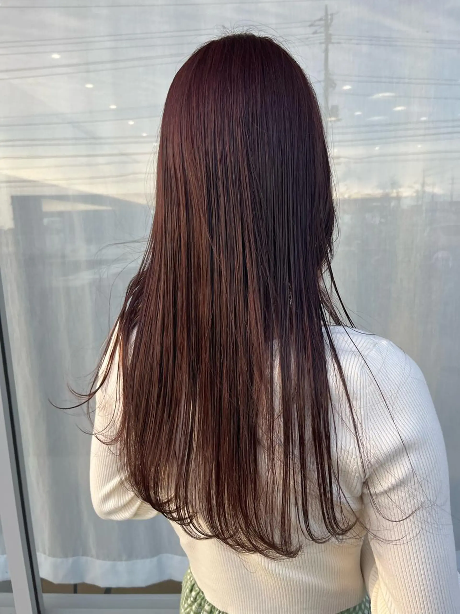 カラー 瀬長なおみ U too e'sのヘアスタイル