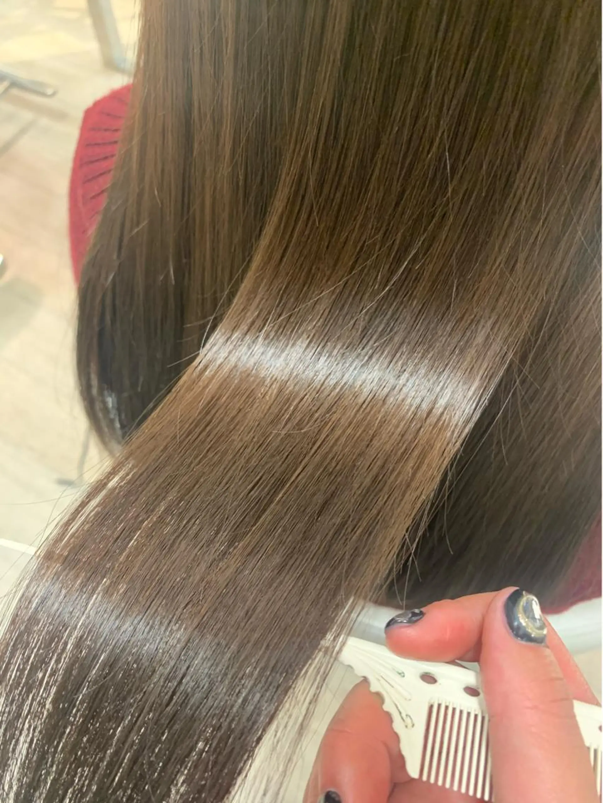 ロング カット 縮毛矯正 朝倉 美月のヘアスタイル