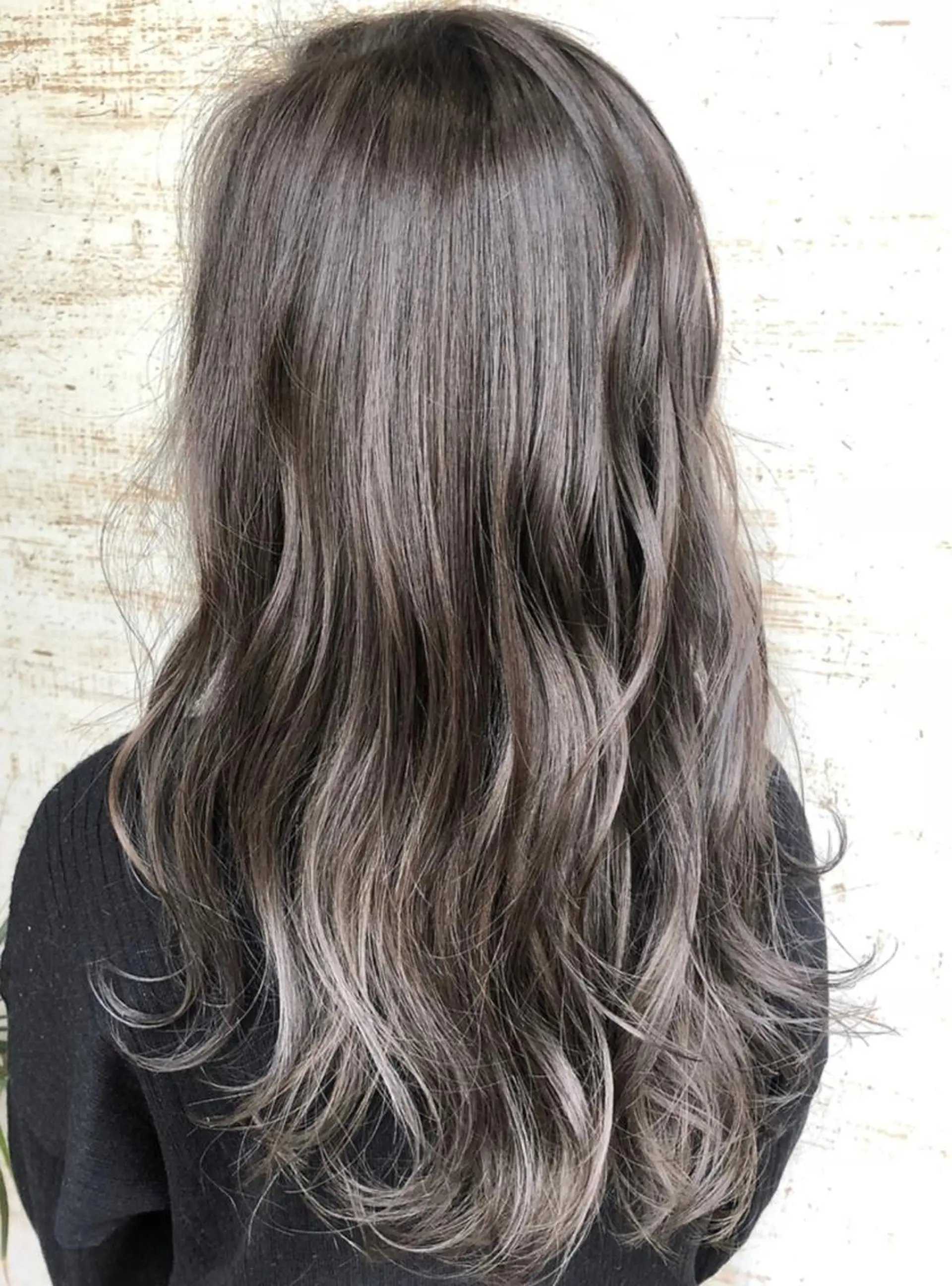 セミロング カラー カット ヘアカラー トリートメント est hair &beautyのヘアスタイル