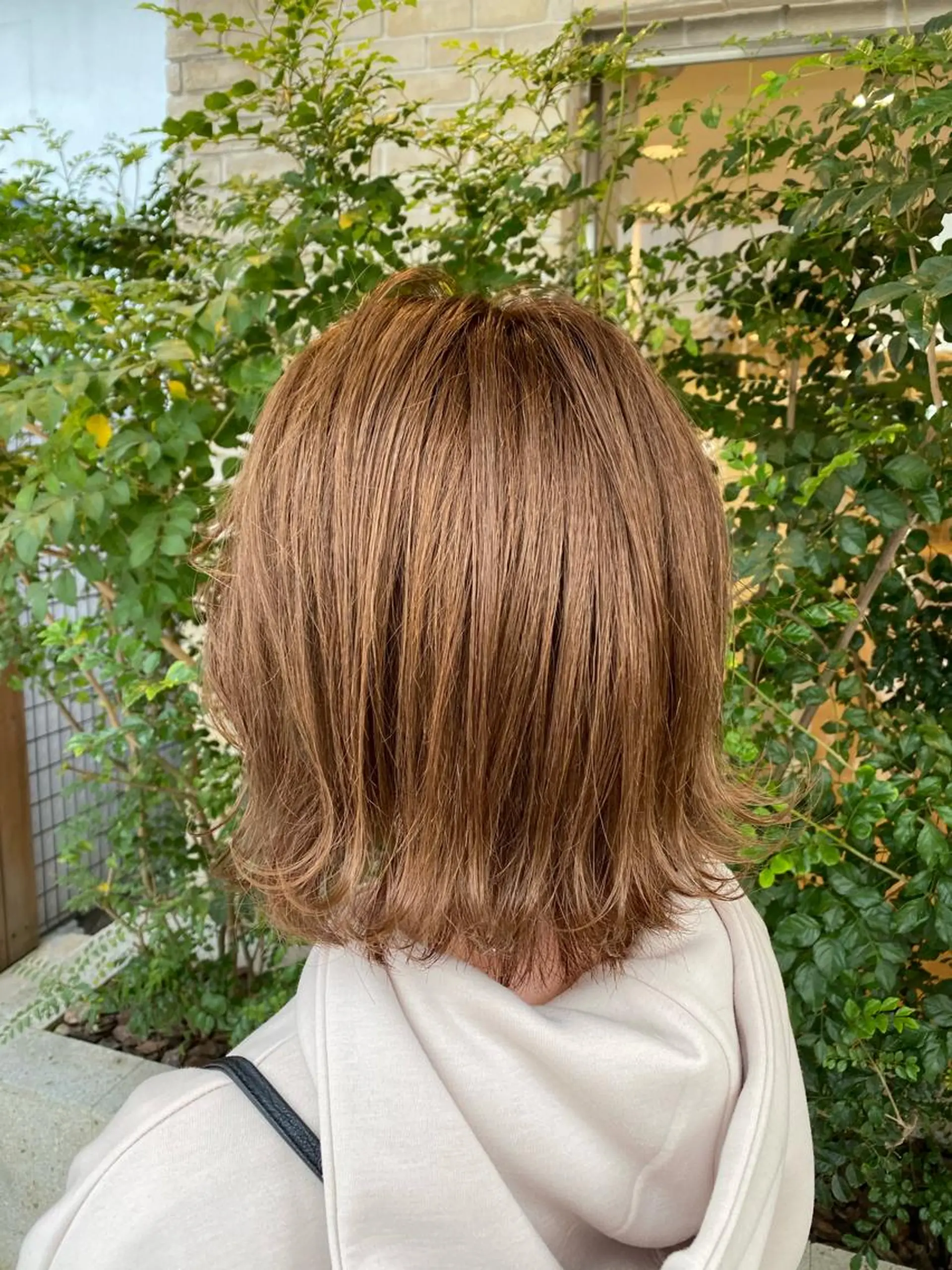 ミディアム ハイトーンエフェクト ブリーチいち丸のヘアスタイル