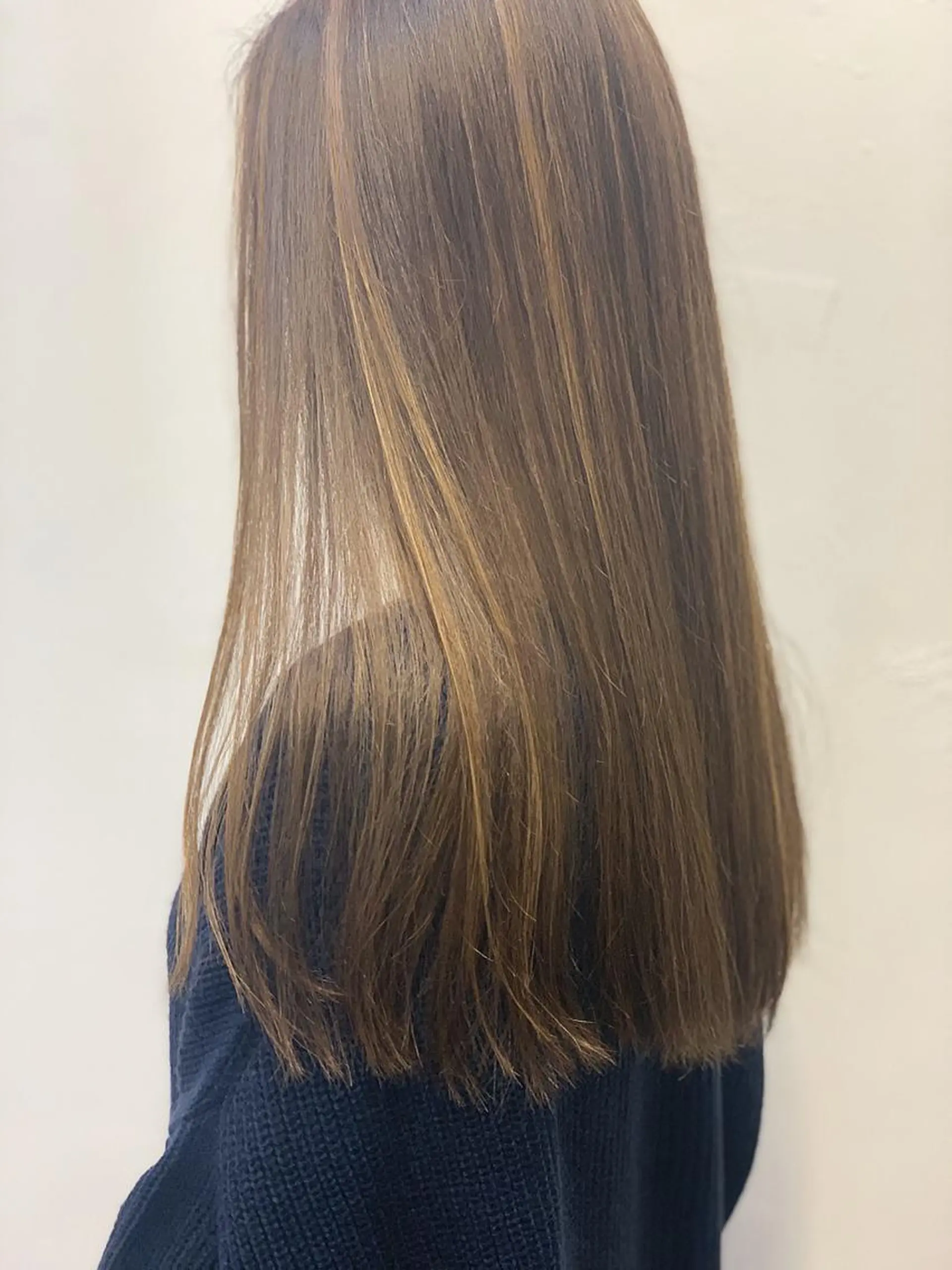 ロング カラー ベージュカラー ハイライトカラー ハイトーンカラー ハイライト ヘアカラー Sana / 韓国ヘア / カラーのヘアスタイル