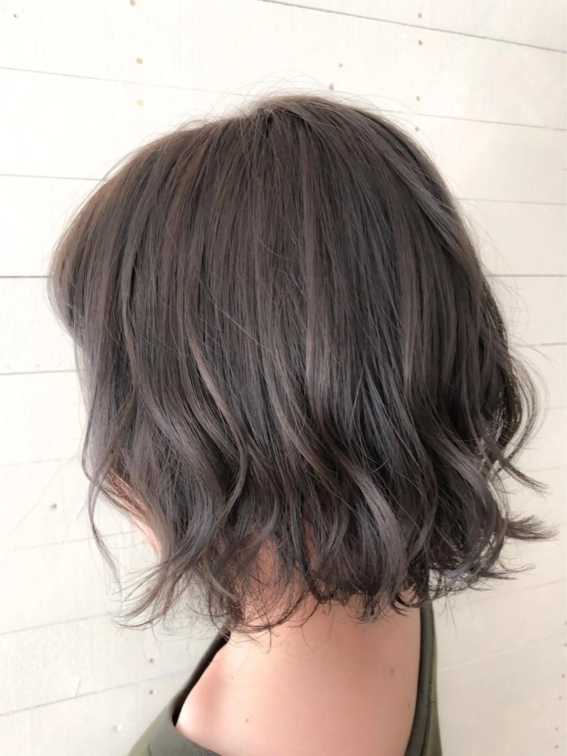ショート カラー ヘアアレンジ ベージュカラー ヌーディベージュ 濱田 ヒデキのヘアスタイル