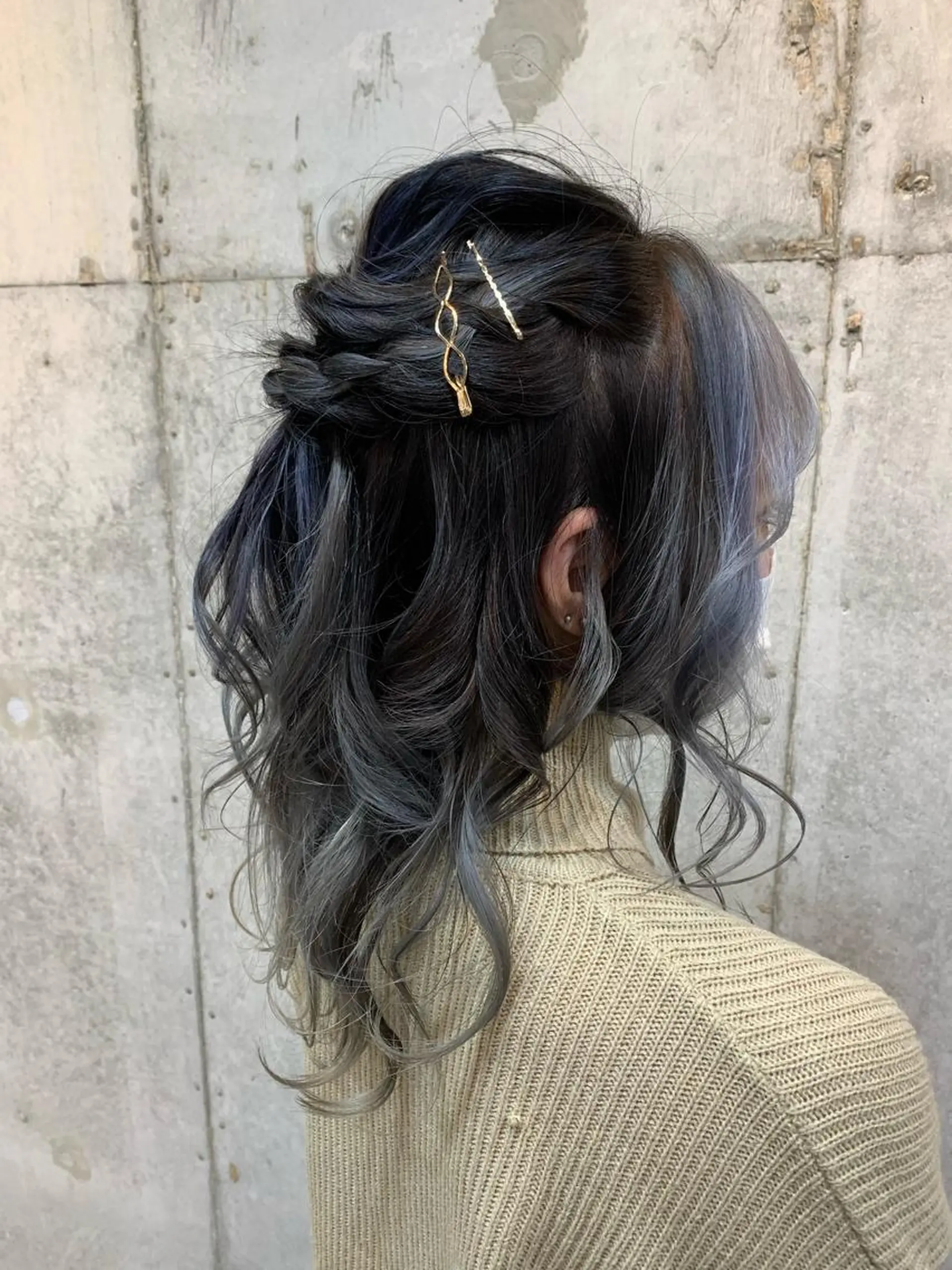 ロング レイヤーカット ヘアカラー 山本 みきのヘアスタイル