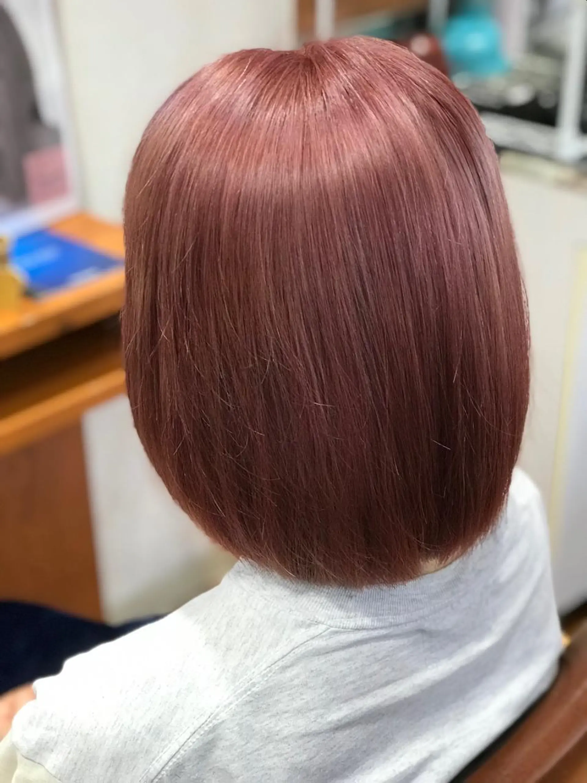 ミディアム カラー アッシュ ブリーチ ピンクカラー ピンクアッシュ 代表　しみず としやのヘアスタイル