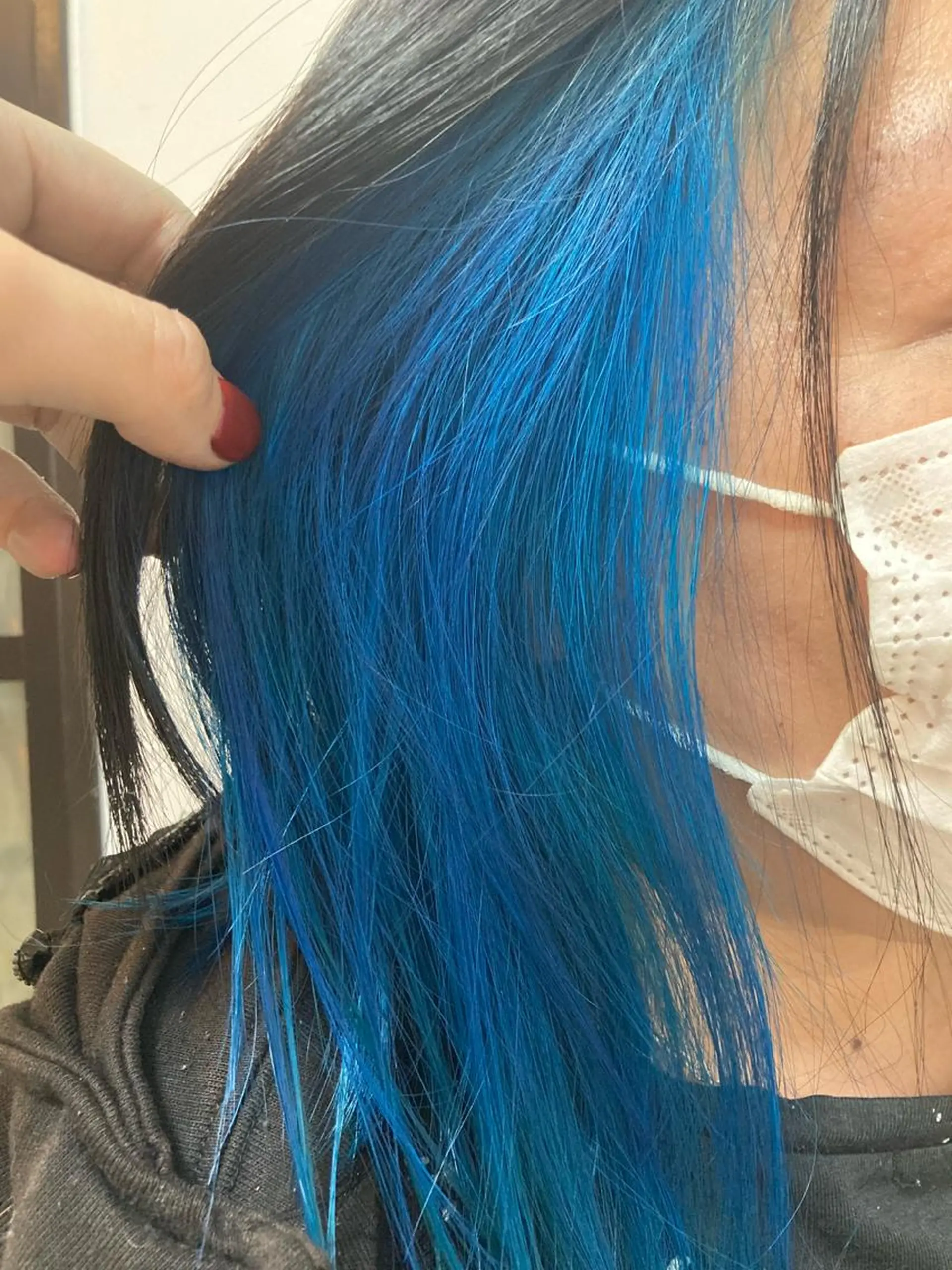 カラー イヤリングカラー 阪口 依美奈のヘアスタイル