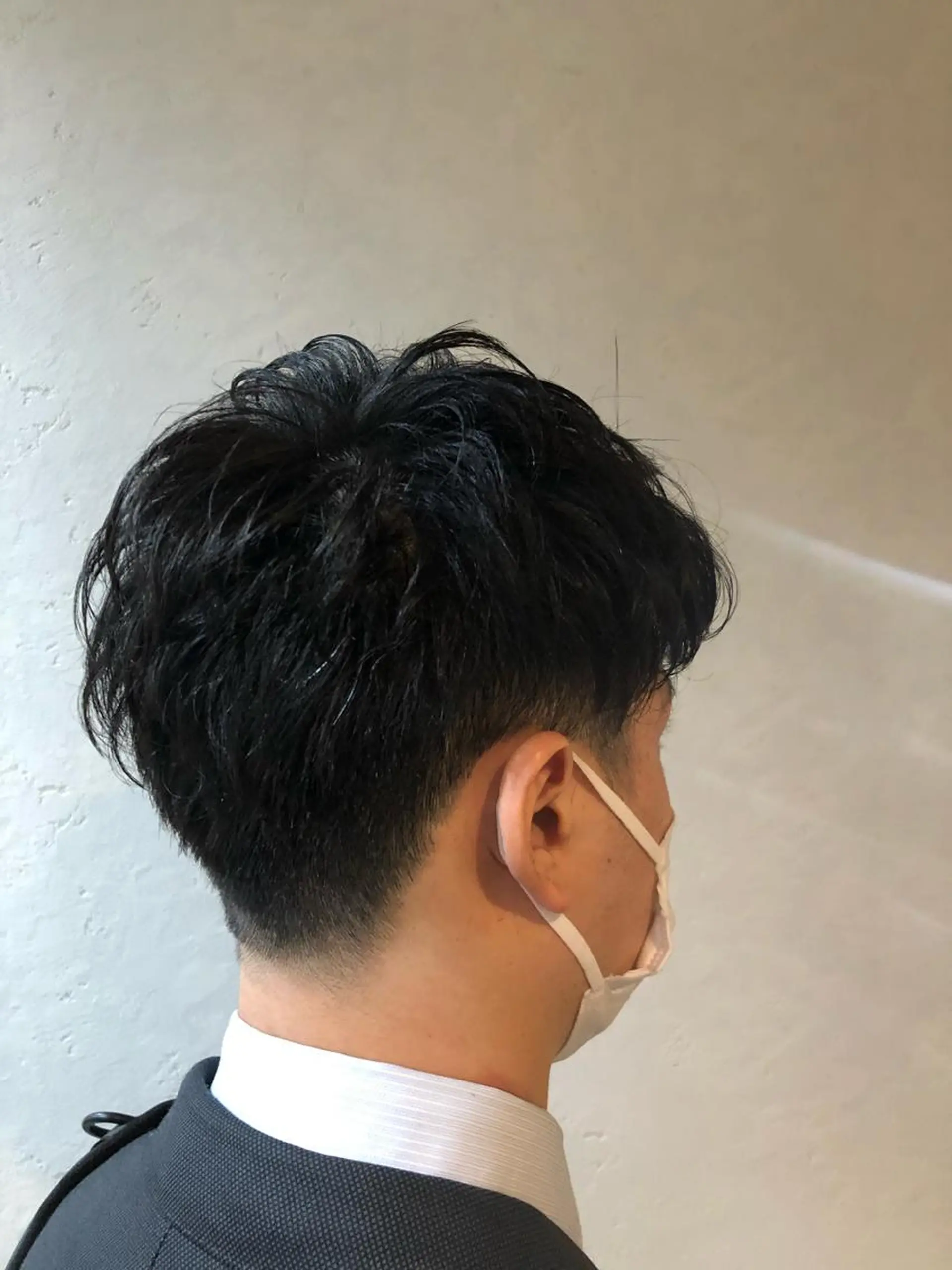 メンズ ビジネス マッシュ カット ヘッドスパ ヘアセット ツイストスパイラル 成林康平のヘアスタイル