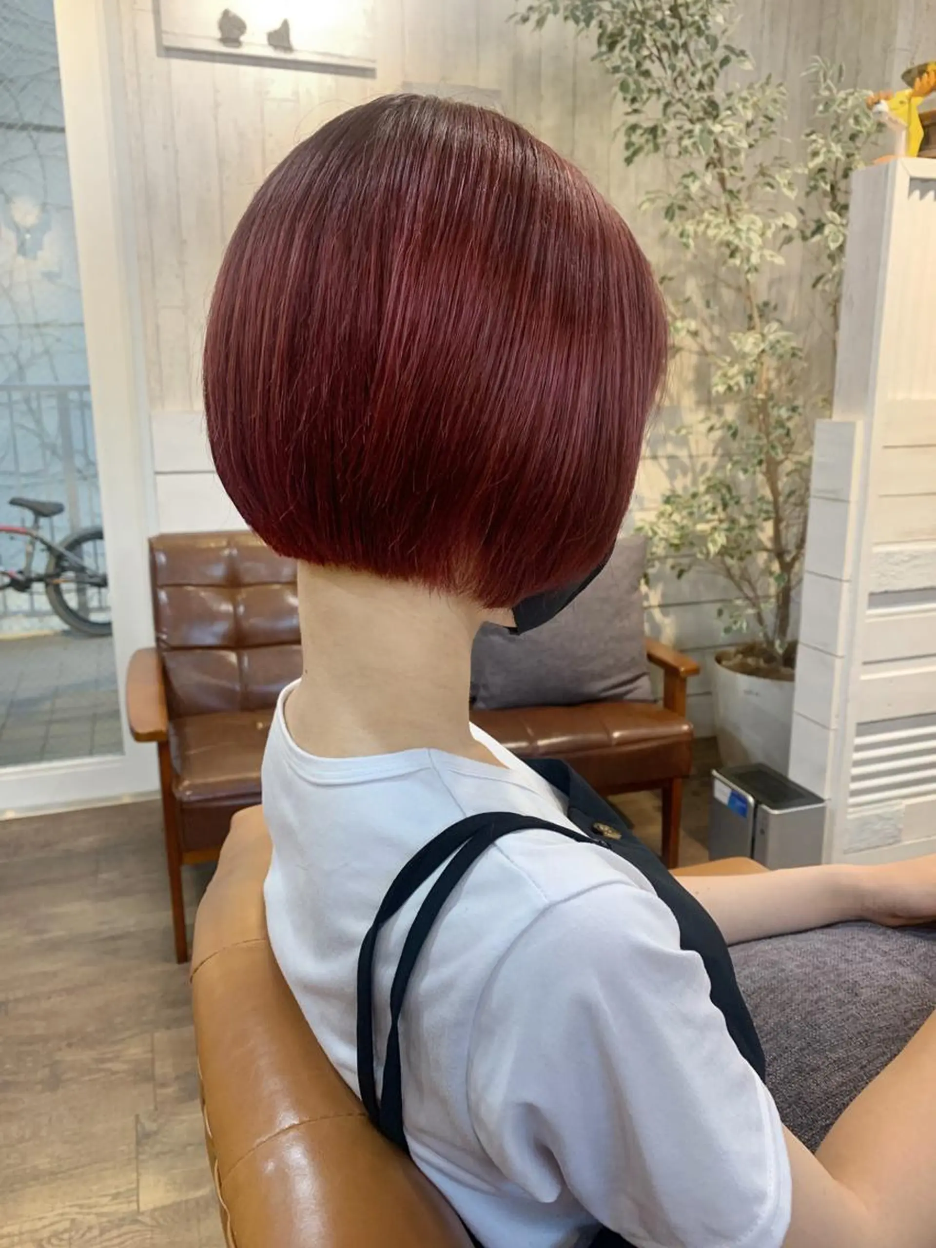 ショート カラー ダブルカラー イヤリングカラー ハイライトカラー イルミナカラー インナーカラー 初めてでも失敗しない 透明感カラー　Miiのヘアスタイル