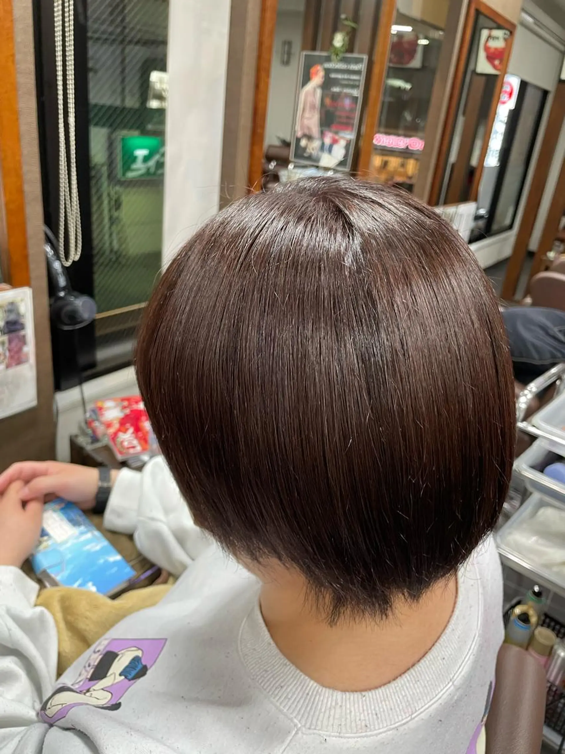 ショート カラー ブラウンカラー ピンクカラー ピンクブラウン Merlyosaka 早川未来のヘアスタイル