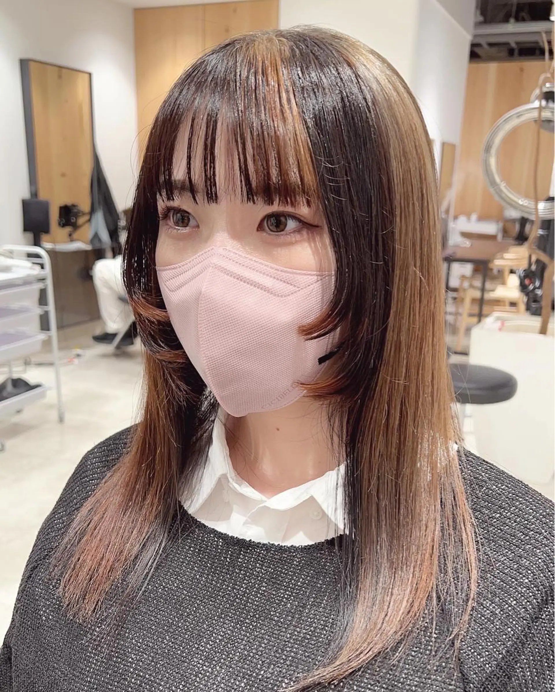 ロング カラー ブリーチ カット ヘアカラー トリートメント スキバサミを使わない カット🌼唯🌼のヘアスタイル
