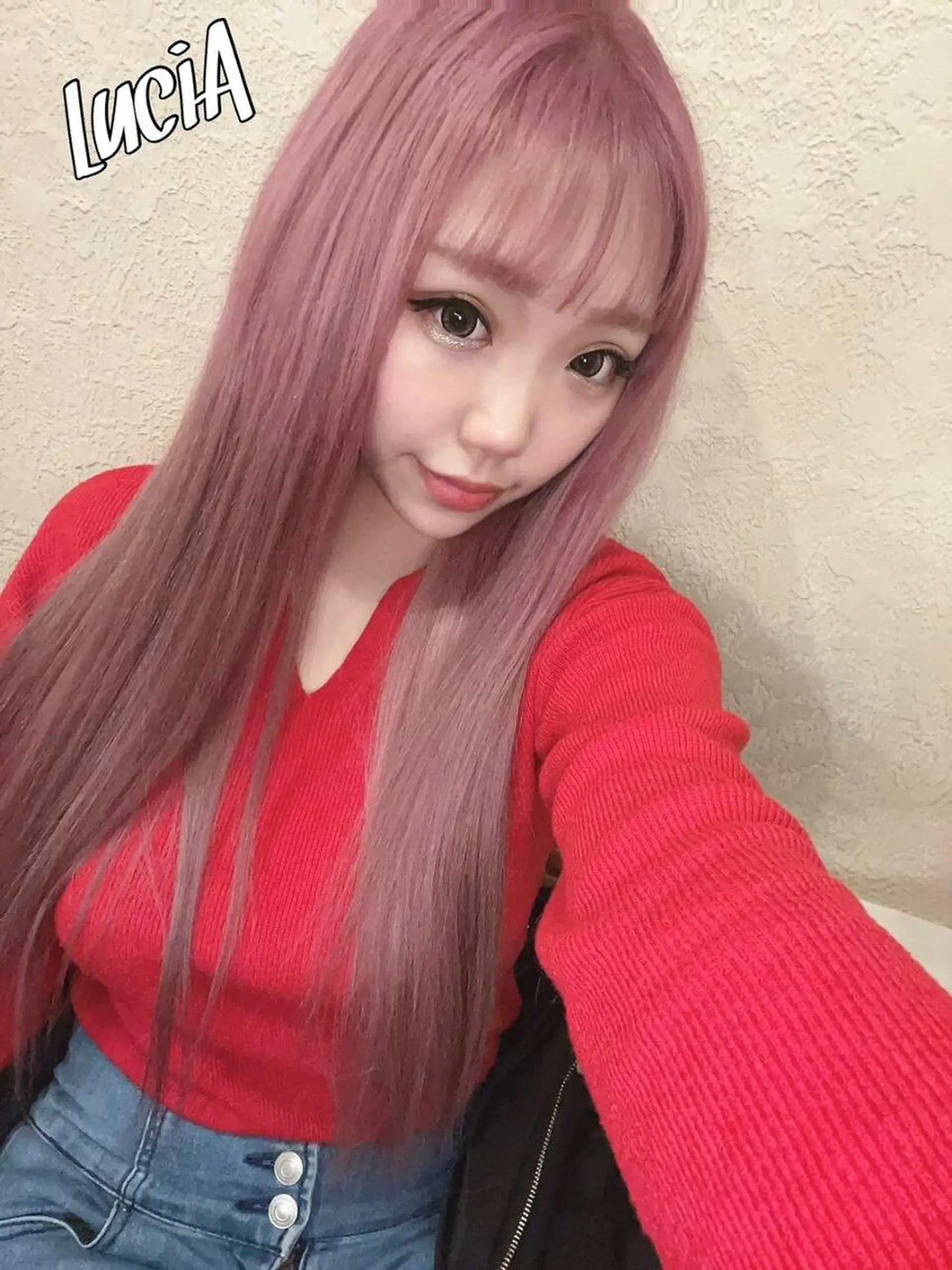 カラー ロング ヘアアレンジ LuciA エクステカラーのヘアスタイル