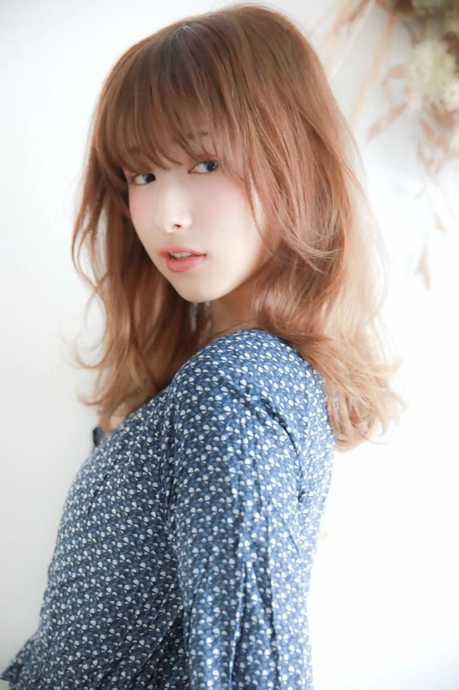 ミディアム カラー マツエク・マツパ 横浜Bob美容師🤎 ERINAのヘアスタイル