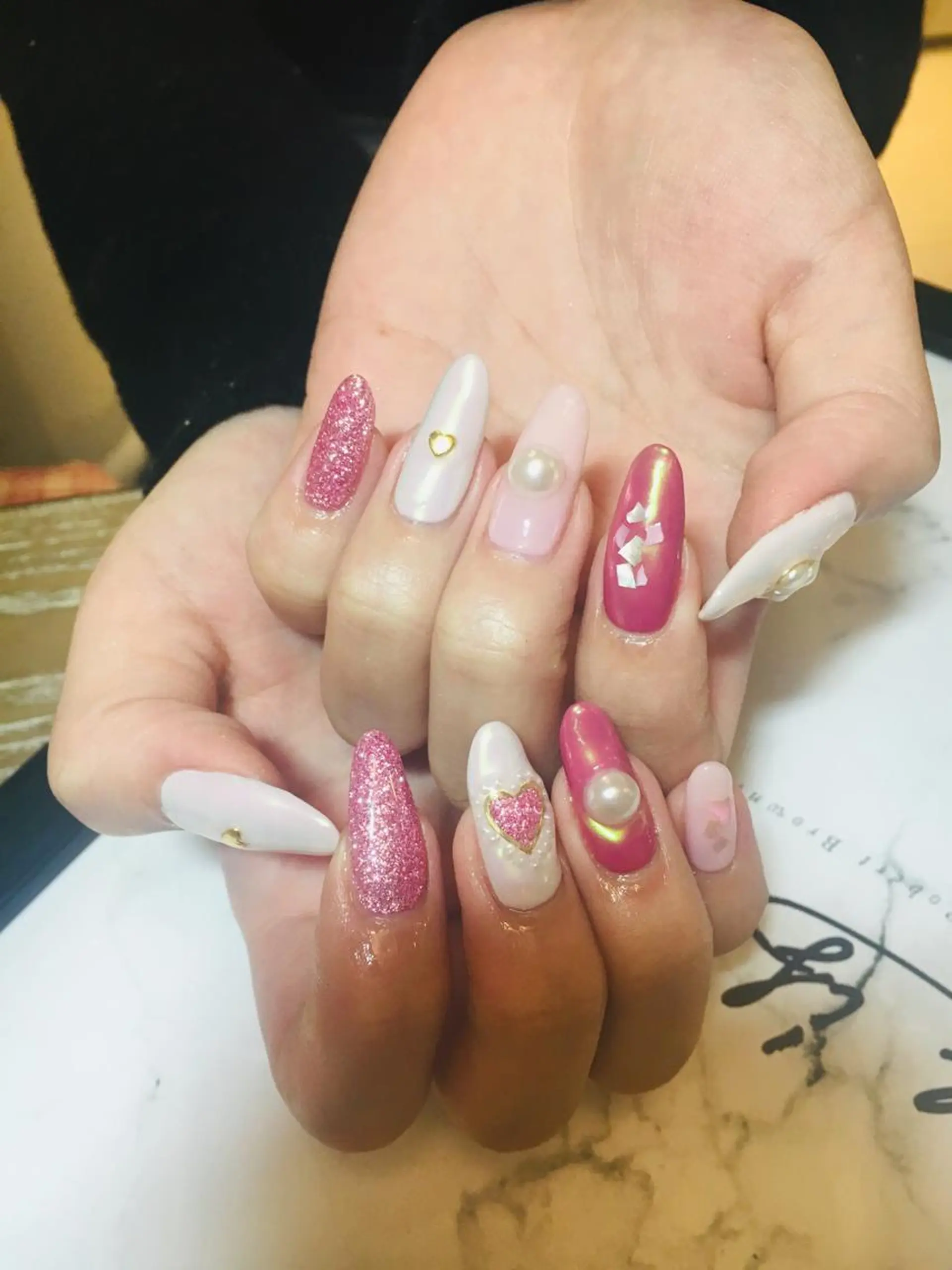 ネイル 持ち込み ハンドネイル LOVE NAIL 💕Sonoのネイルデザイン