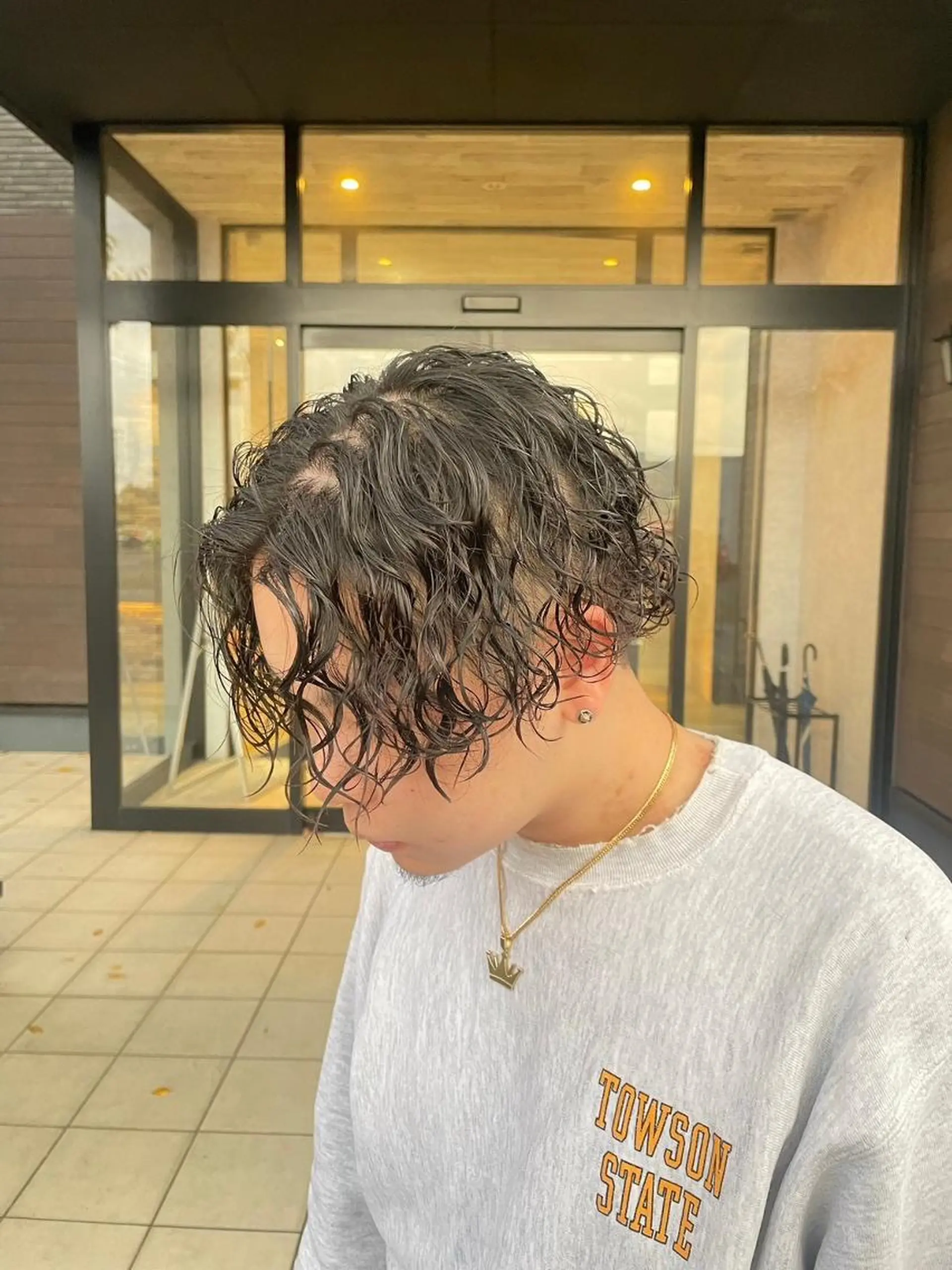 パーマ メンズ ショート メンズパーマ 波巻きパーマ スパイラルパーマ カット パーマ ハイトーンベージュ 新潟/Manamiのヘアスタイル