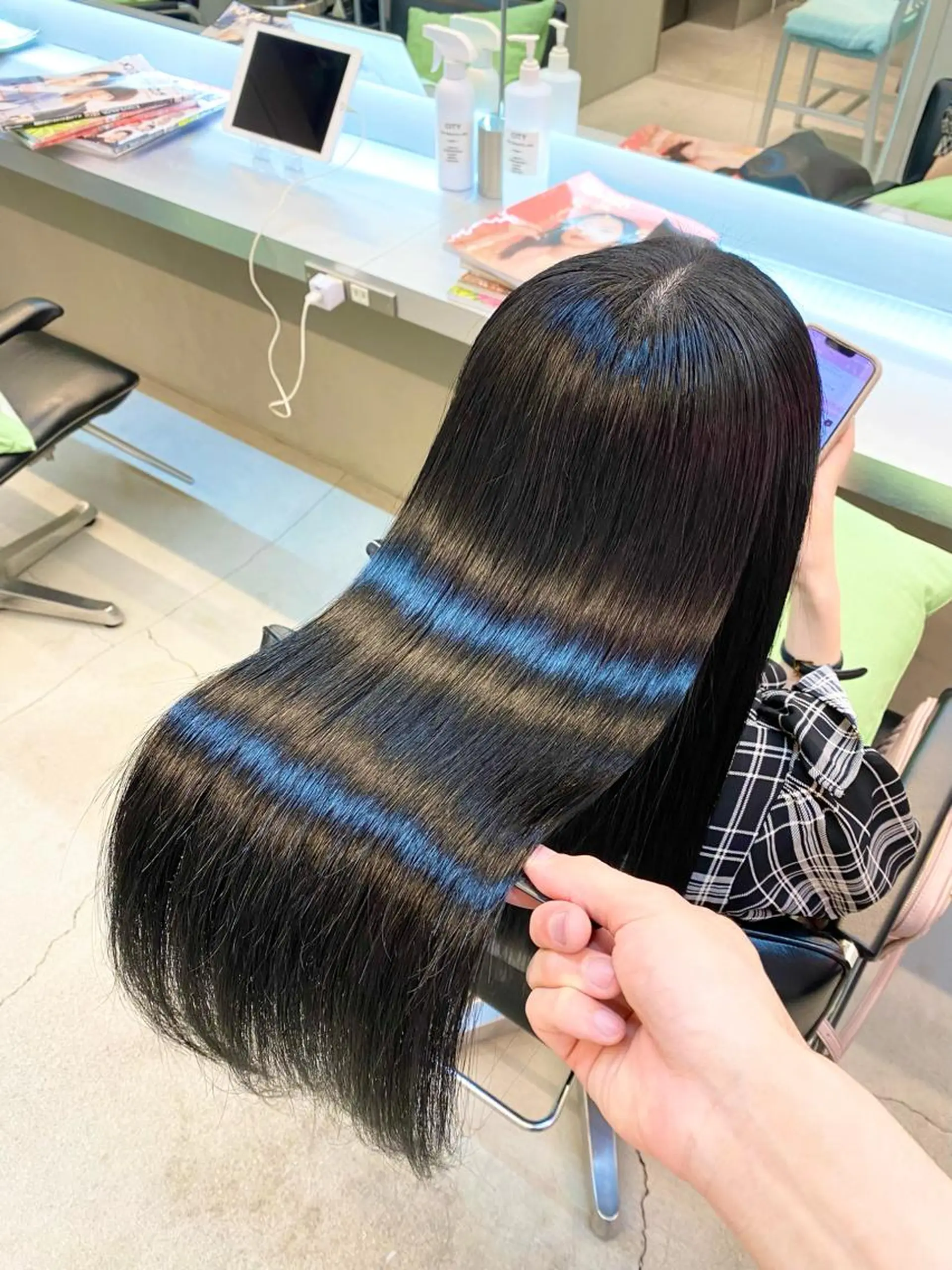 ロング カラー パーマ ブリーチ 伸ばしかけ 縮毛矯正 酸性ストレート ストレートパーマ カット ヘアカラー 縮毛矯正 艶髪と透明感を ‼️/若林のヘアスタイル