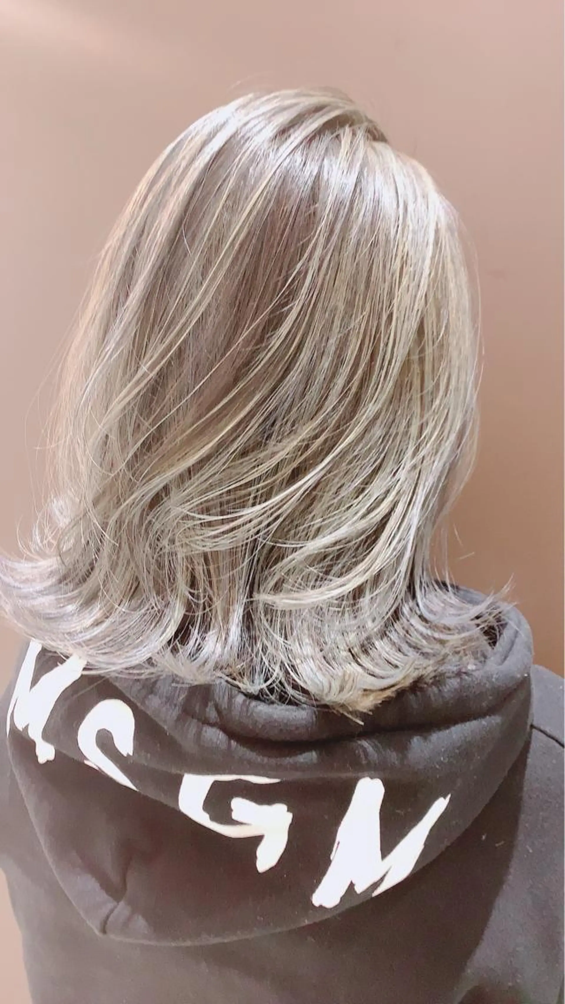 ミディアム ヘアカラー きむえり/髪質改善 /うねり広がり改善のヘアスタイル