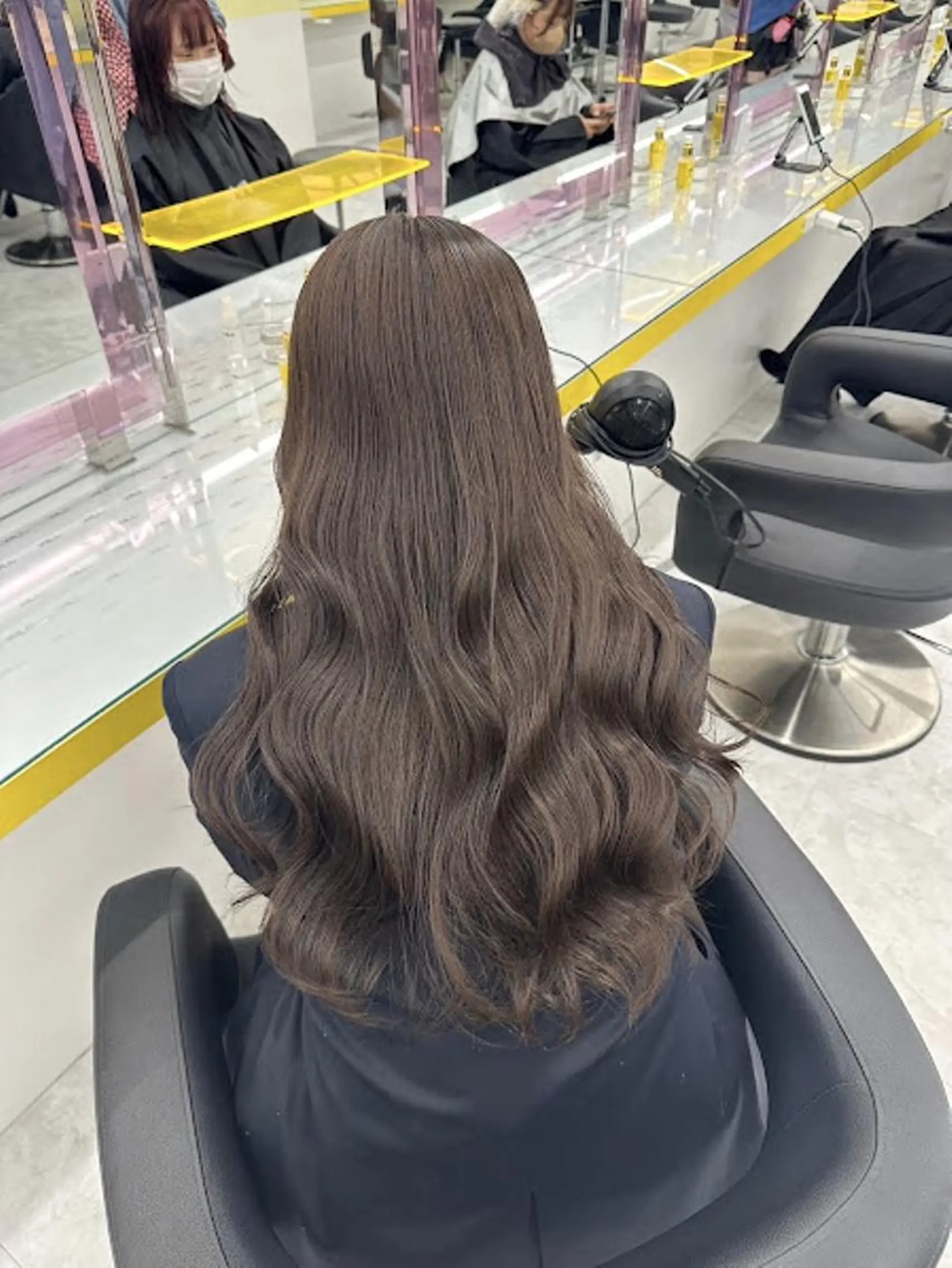カラー 🪞official FRUITS渋谷🩰のヘアスタイル