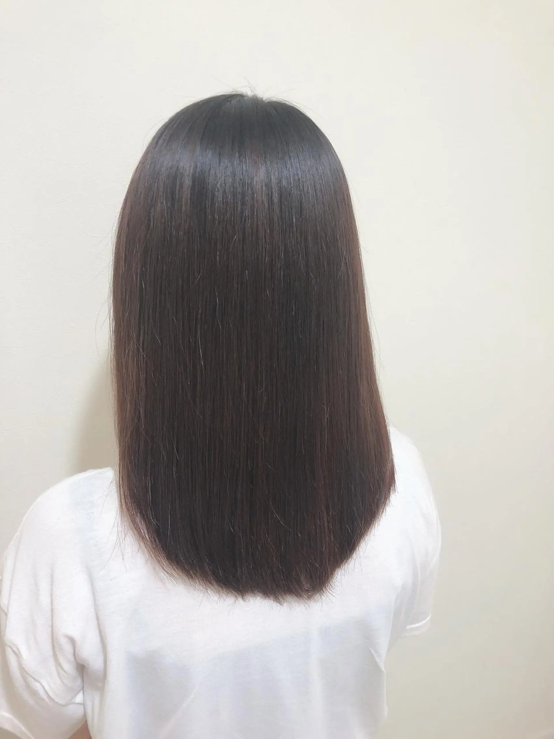 セミロング パーマ 梅木 潤【韓国ヘア/ 艶髪/透明感カラー】のヘアスタイル