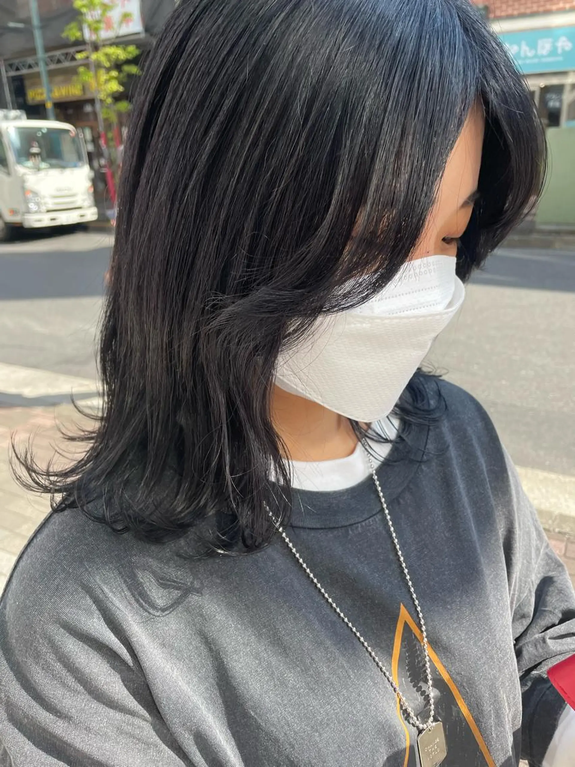 セミロング カラー ブリーチ ケアブリーチ ダブルカラー イヤリングカラー イルミナカラー カット ヘアカラー トリートメント 韓国ヘア🦋 MIYUのヘアスタイル