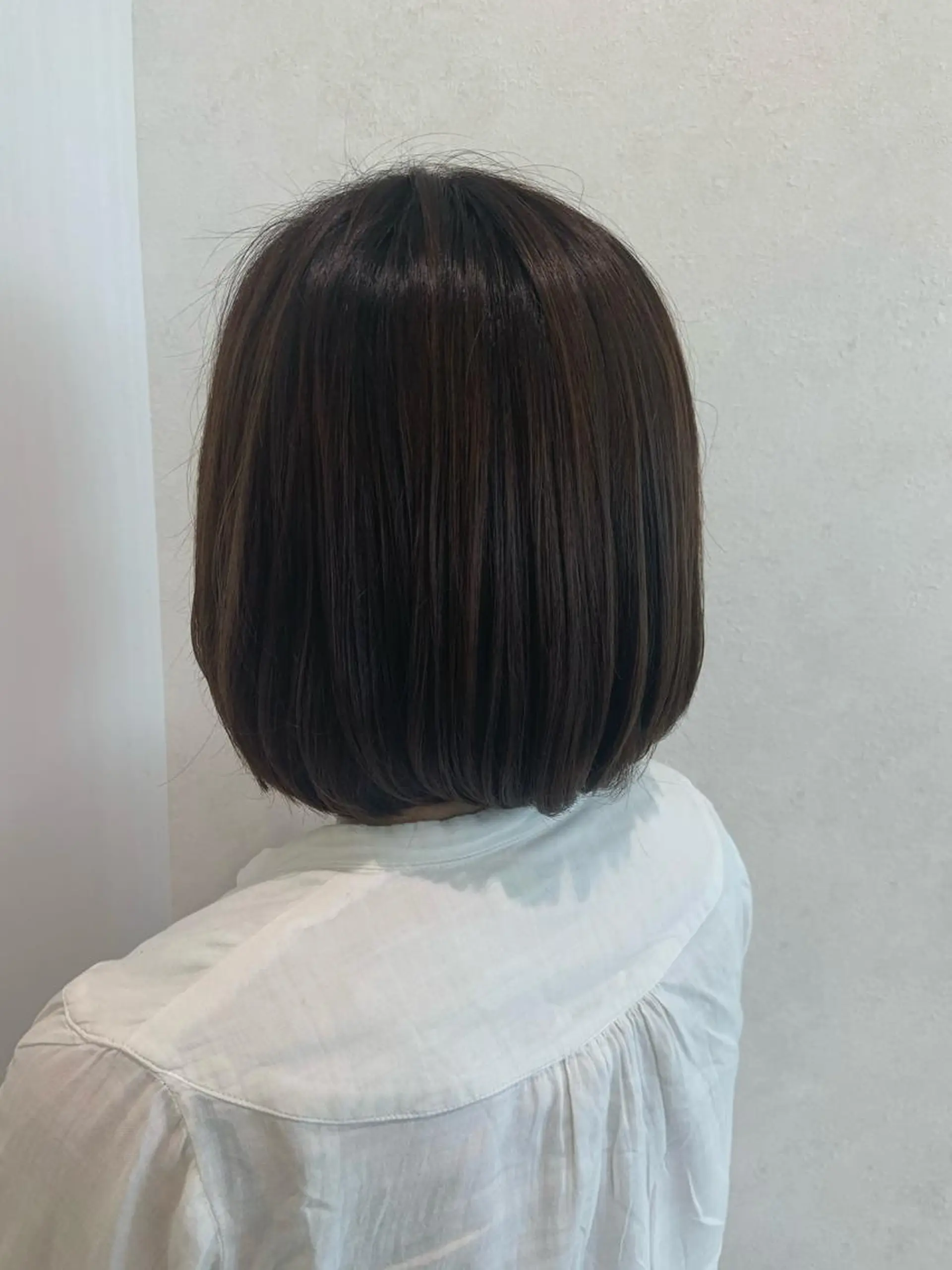 ミディアム カラー パーマ ハイトーンカラー🤍 山下 優華のヘアスタイル