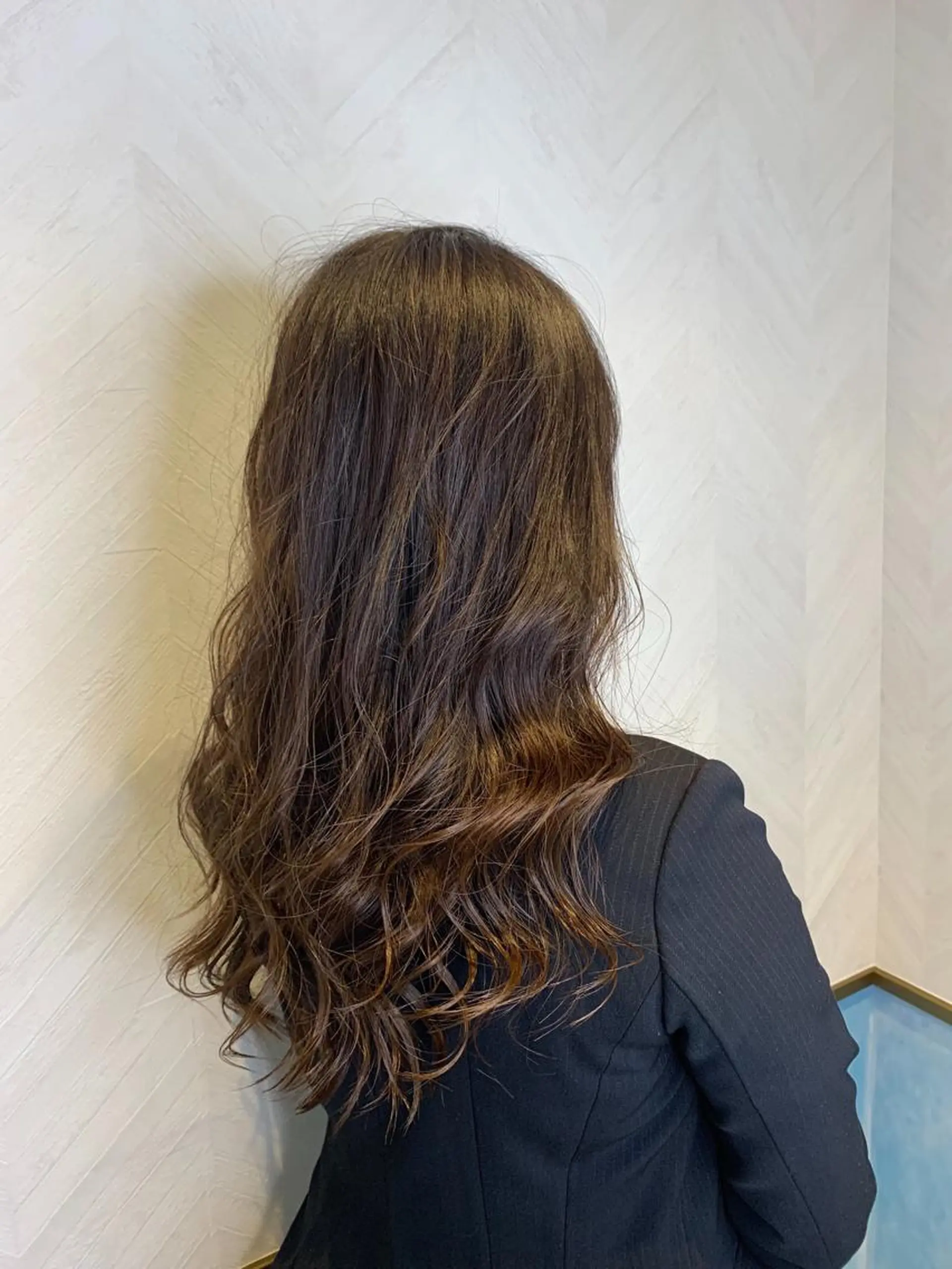 セミロング カット ヘアカラー トリートメント lond strada所属・🌟モテ髪ショート 🌟店長　津賀涼のヘアスタイル