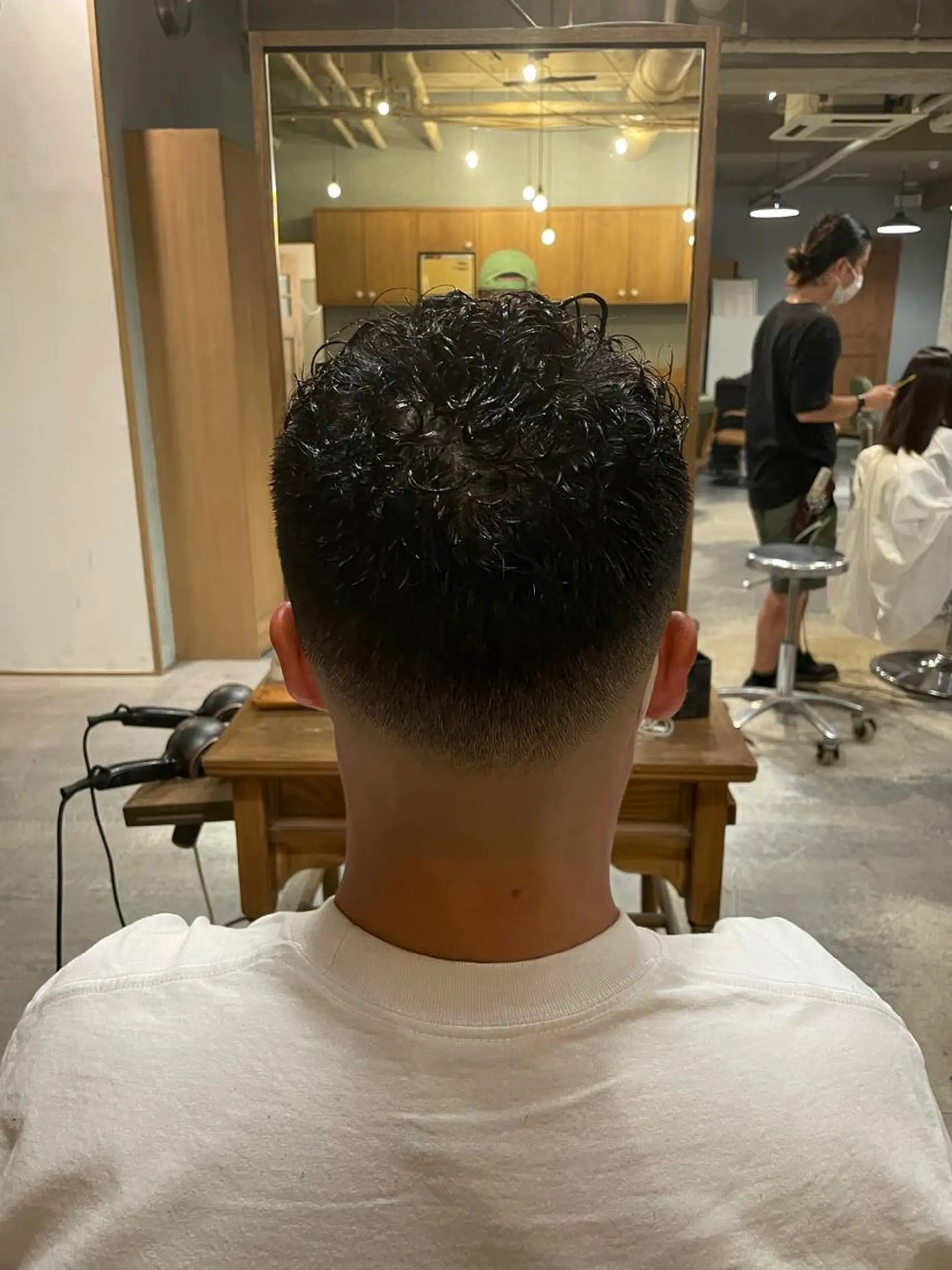 ショート パーマ メンズ フェードカット メンズパーマ ショートヘア ∮フェードスタイル∮ 加藤嘉陛のヘアスタイル