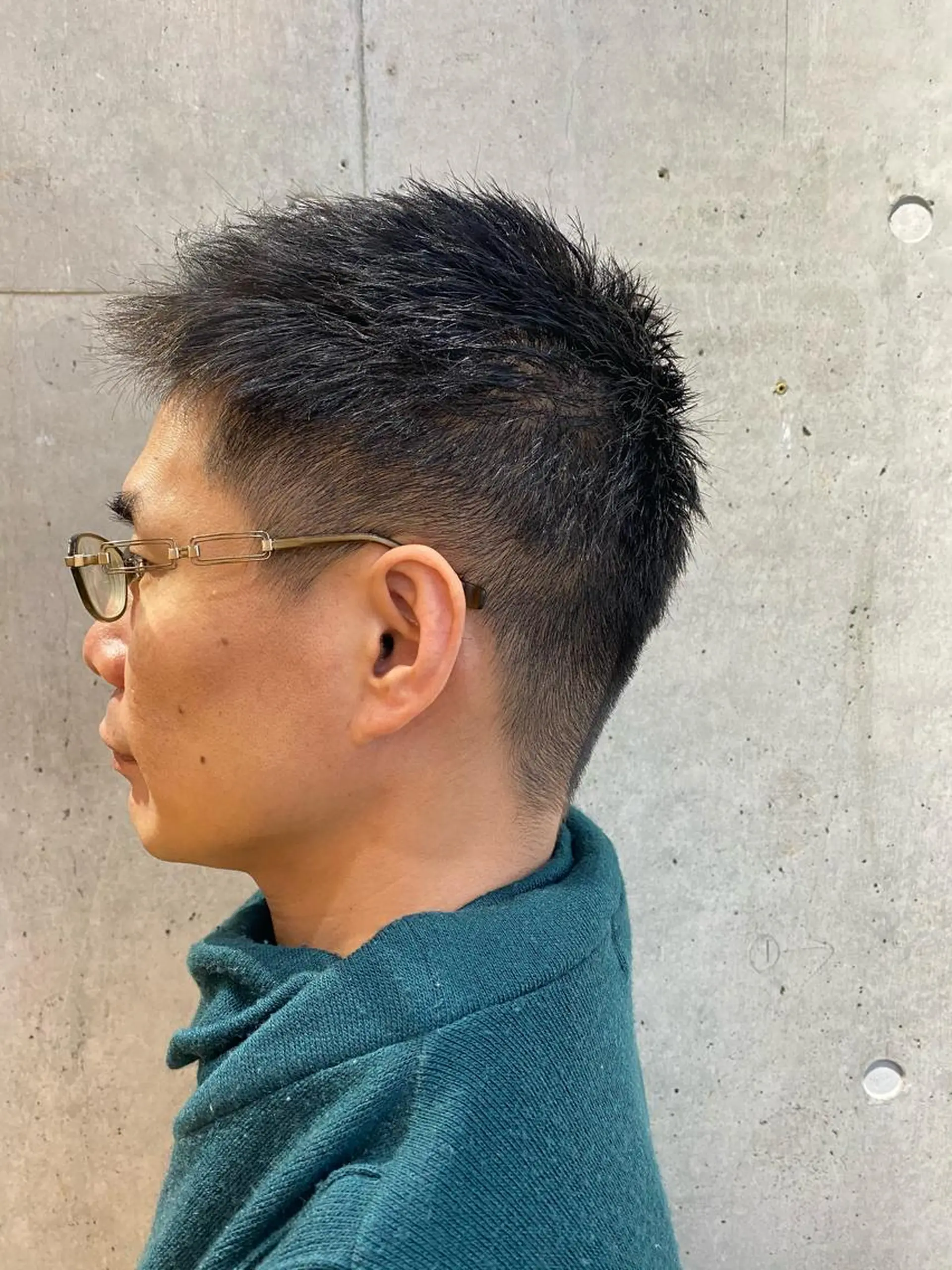 メンズ な つのヘアスタイル