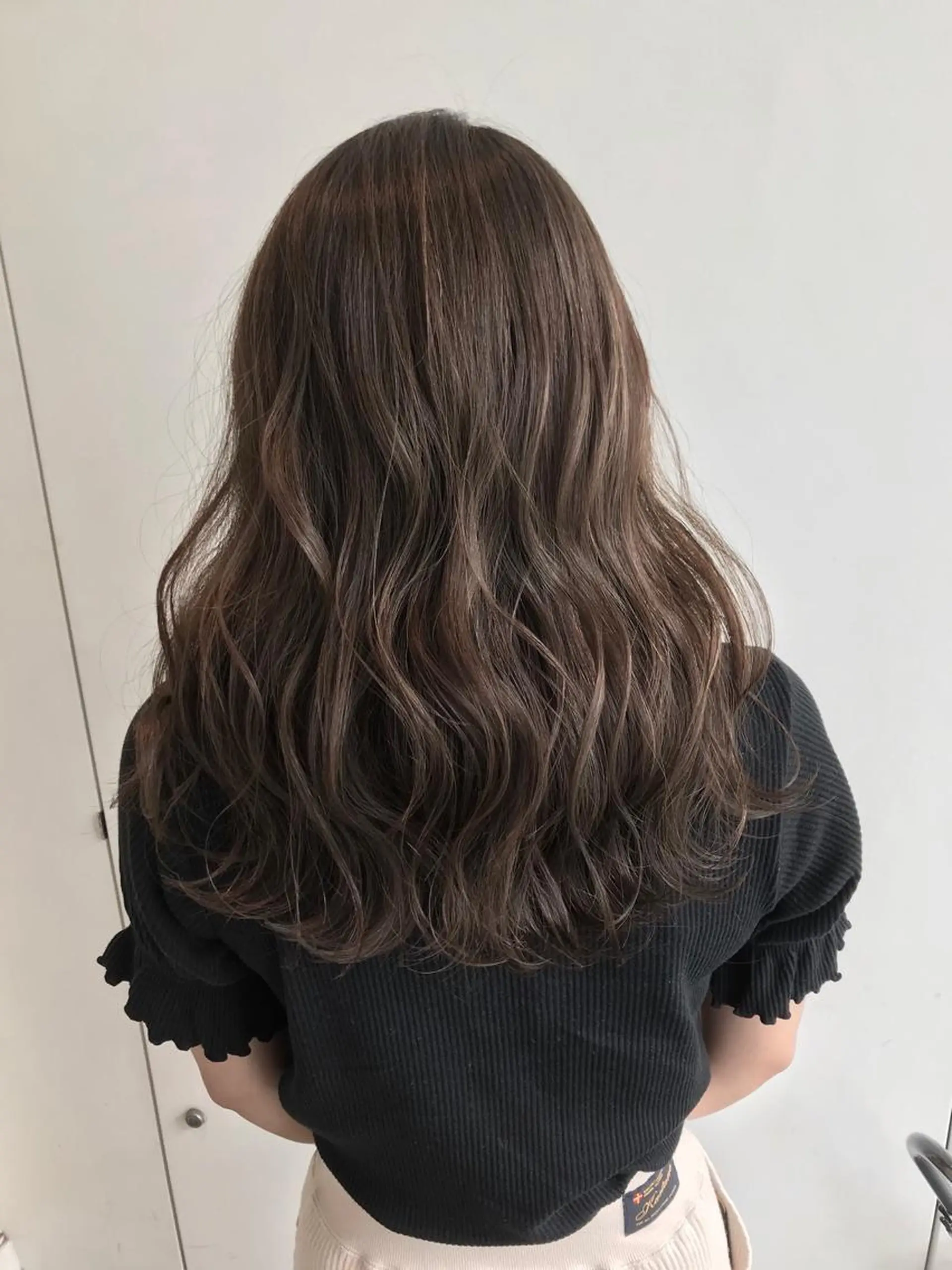 ミディアム カラー グレージュ ハイライトカラー ハイライト ヘアカラー トリートメント 中塚 義人のヘアスタイル