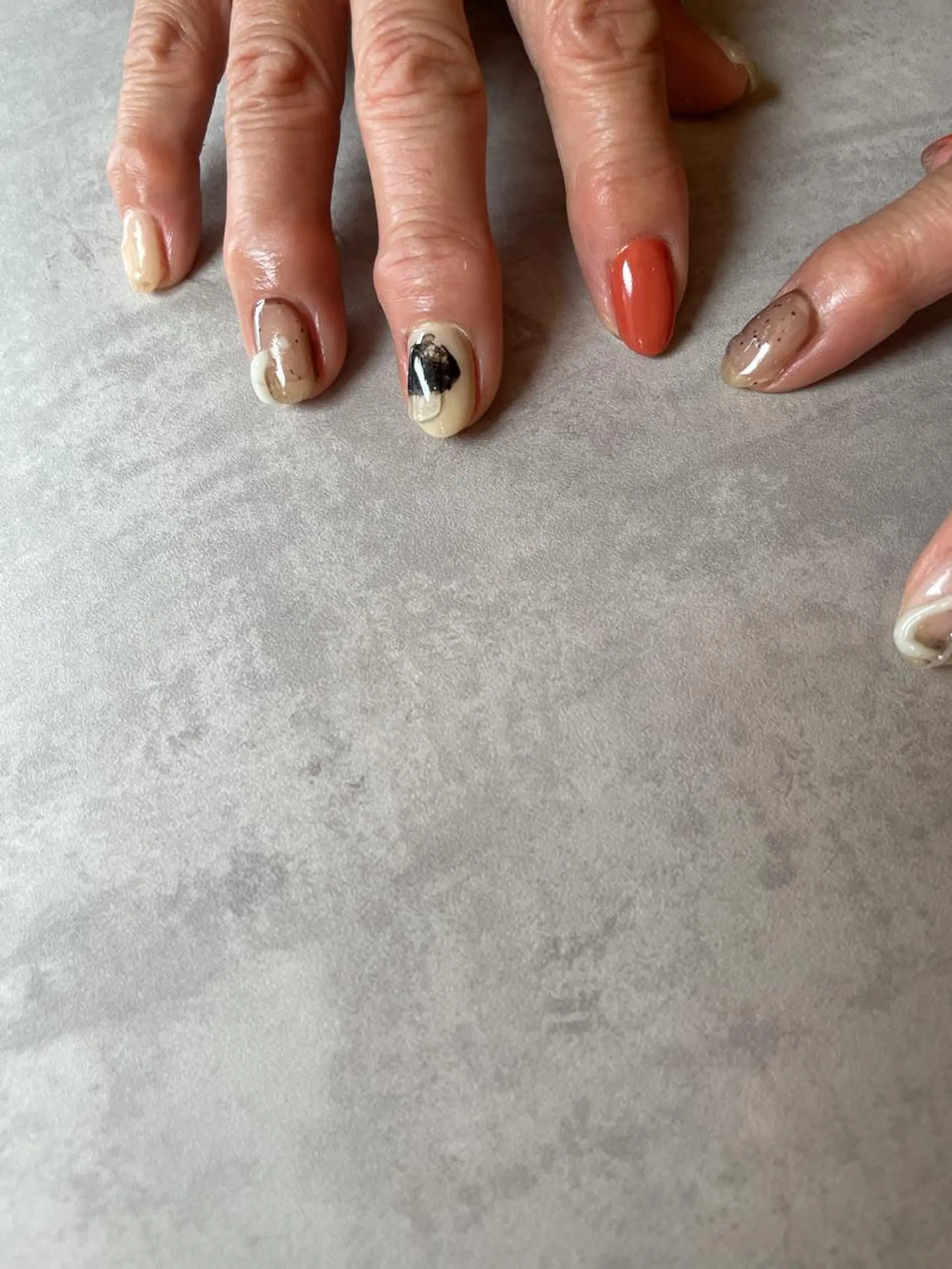 ネイル 土屋 智子のネイルデザイン