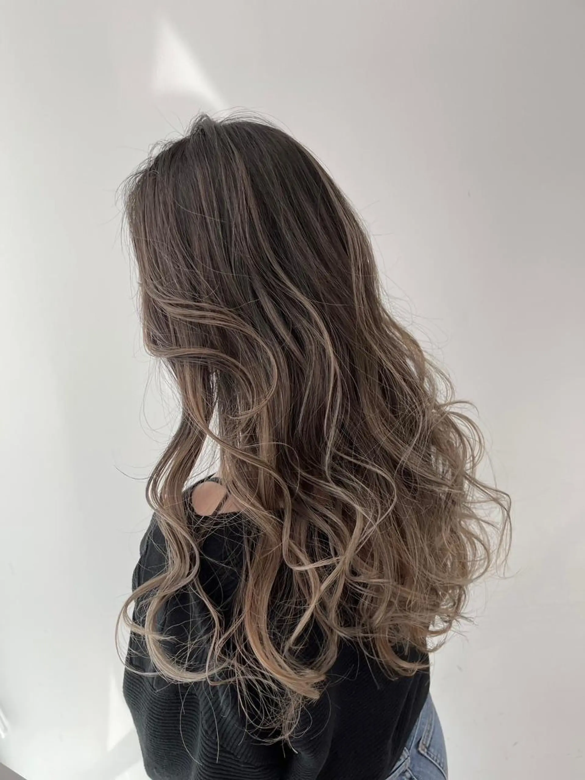 セミロング パーマ カラー Flora by siestaのヘアスタイル