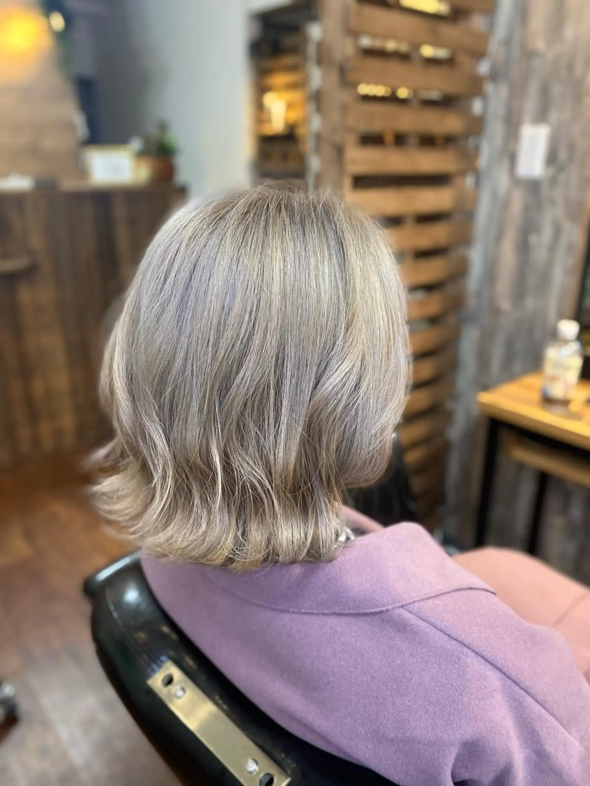 ショート カラー ヘアアレンジ ブリーチ ブロンド カット ヘアカラー トリートメント Luzir⭐︎ GEN⭐︎のヘアスタイル