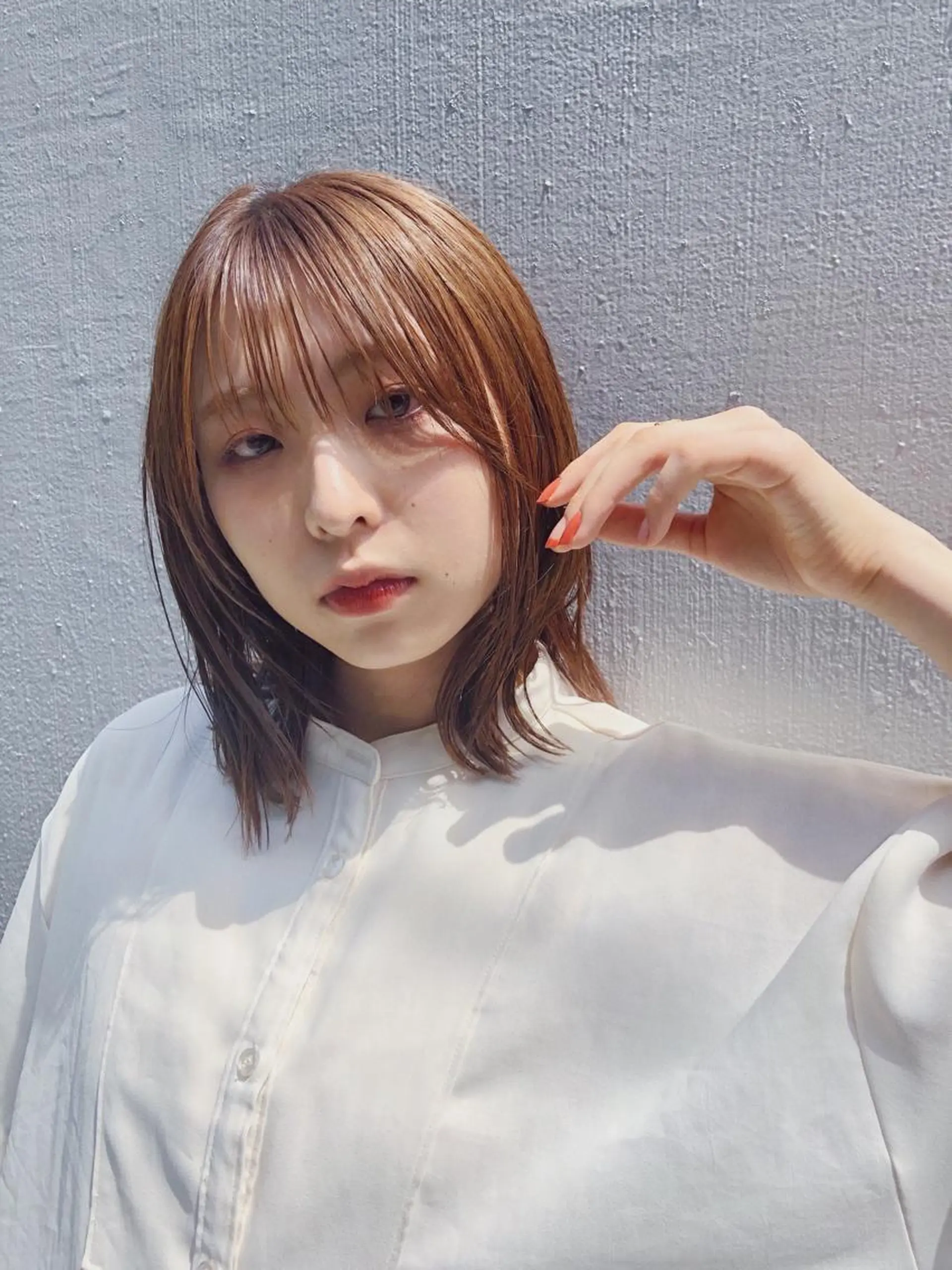 ミディアム ⭐ハイトーンブリーチ ミルクティーピンクのヘアスタイル