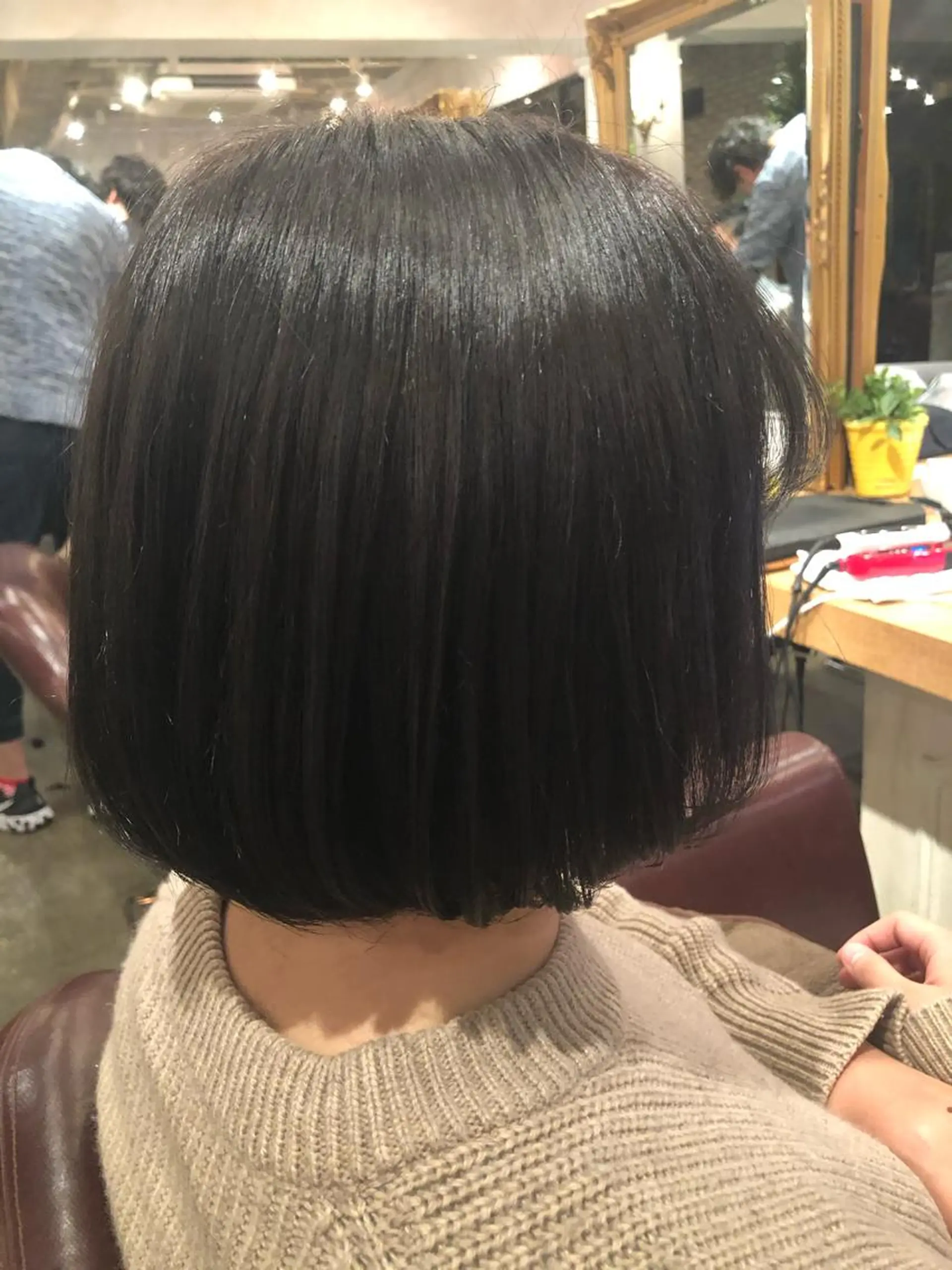 ミディアム カラー アッシュ オレンジ ボブ カット ヘアカラー トリートメント 韓国風カット/ 髪質改善 黒崎のヘアスタイル