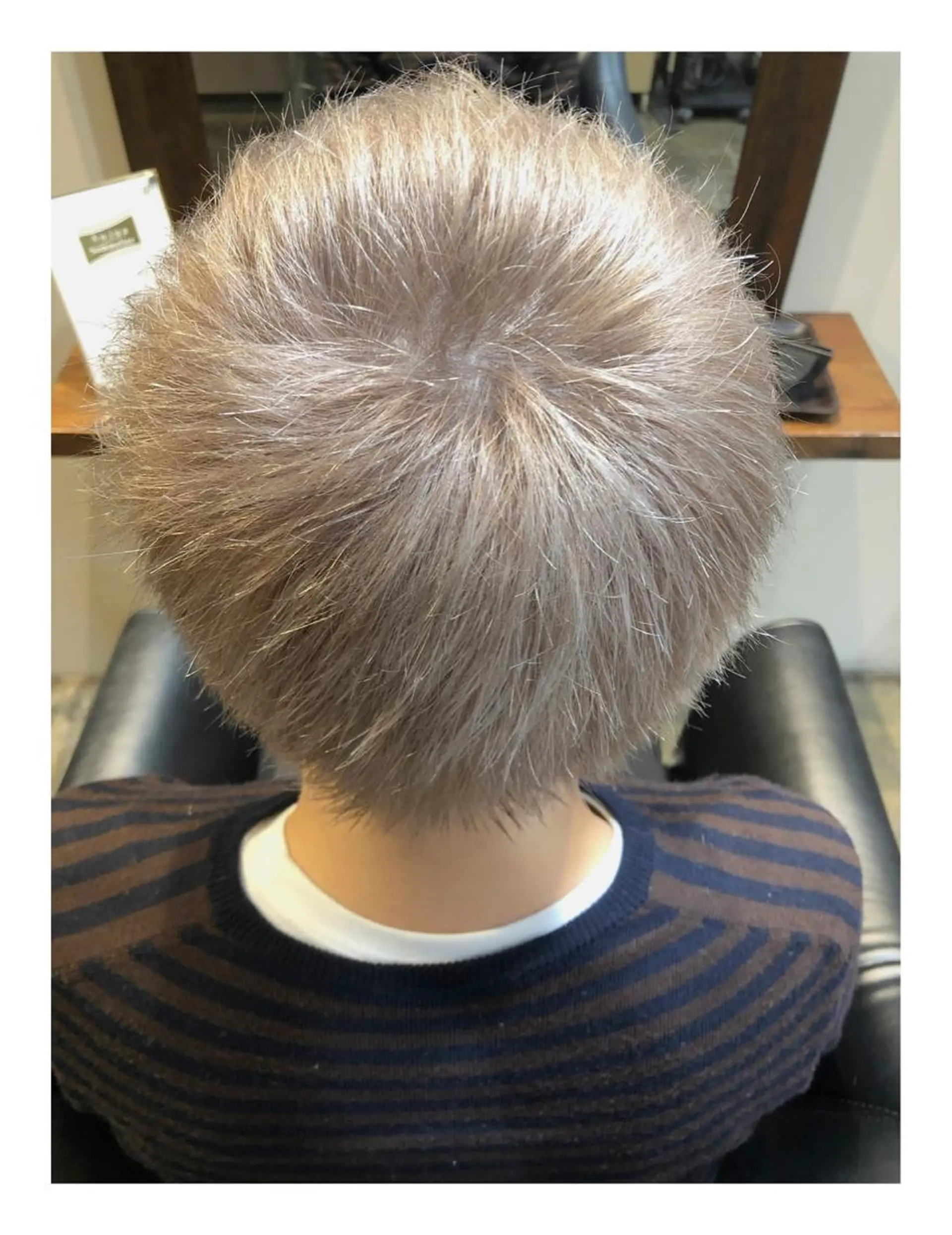 ショート カラー hair moija所属・宮成 佑介のヘアスタイル