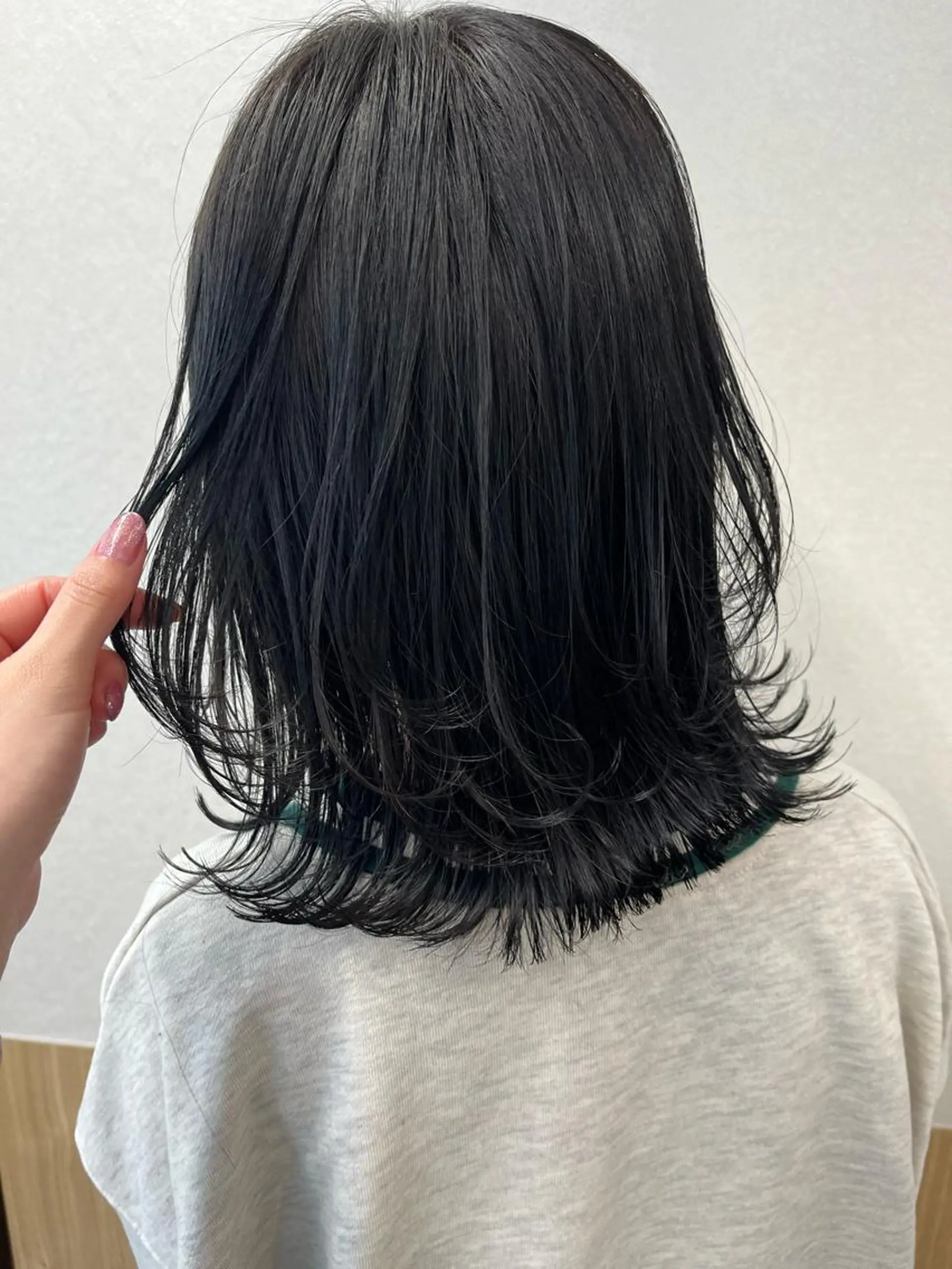 ミディアム カラー ✨艶髪✨ 奈須晴香のヘアスタイル